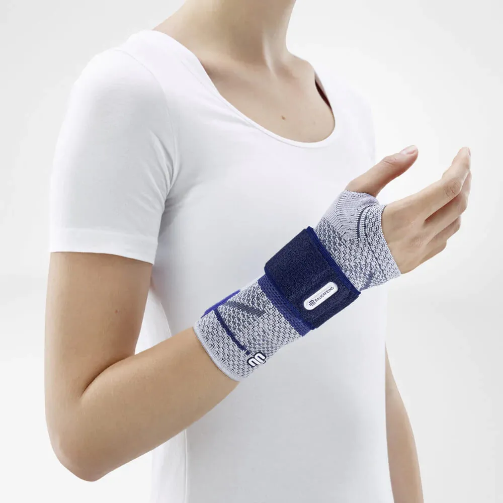 Bauerfeind ManuTrain Wrist Brace