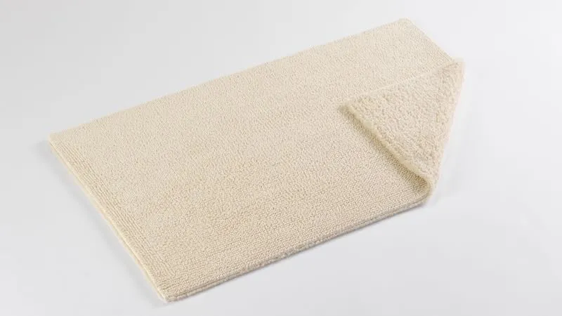 Bay 20x31 Ecru 101 Bath Rug by Abyss