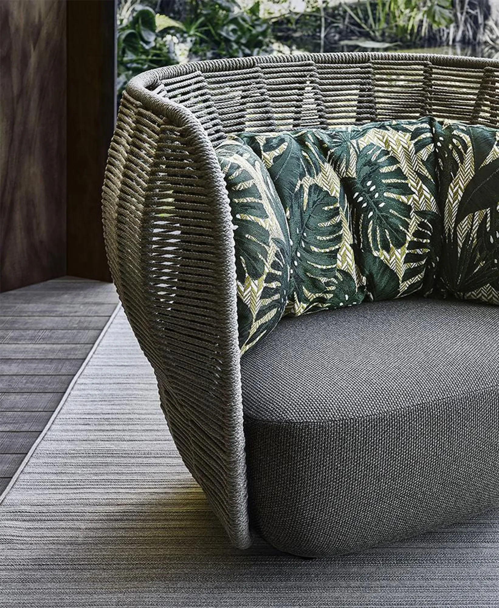 Bay Outdoor Armchair