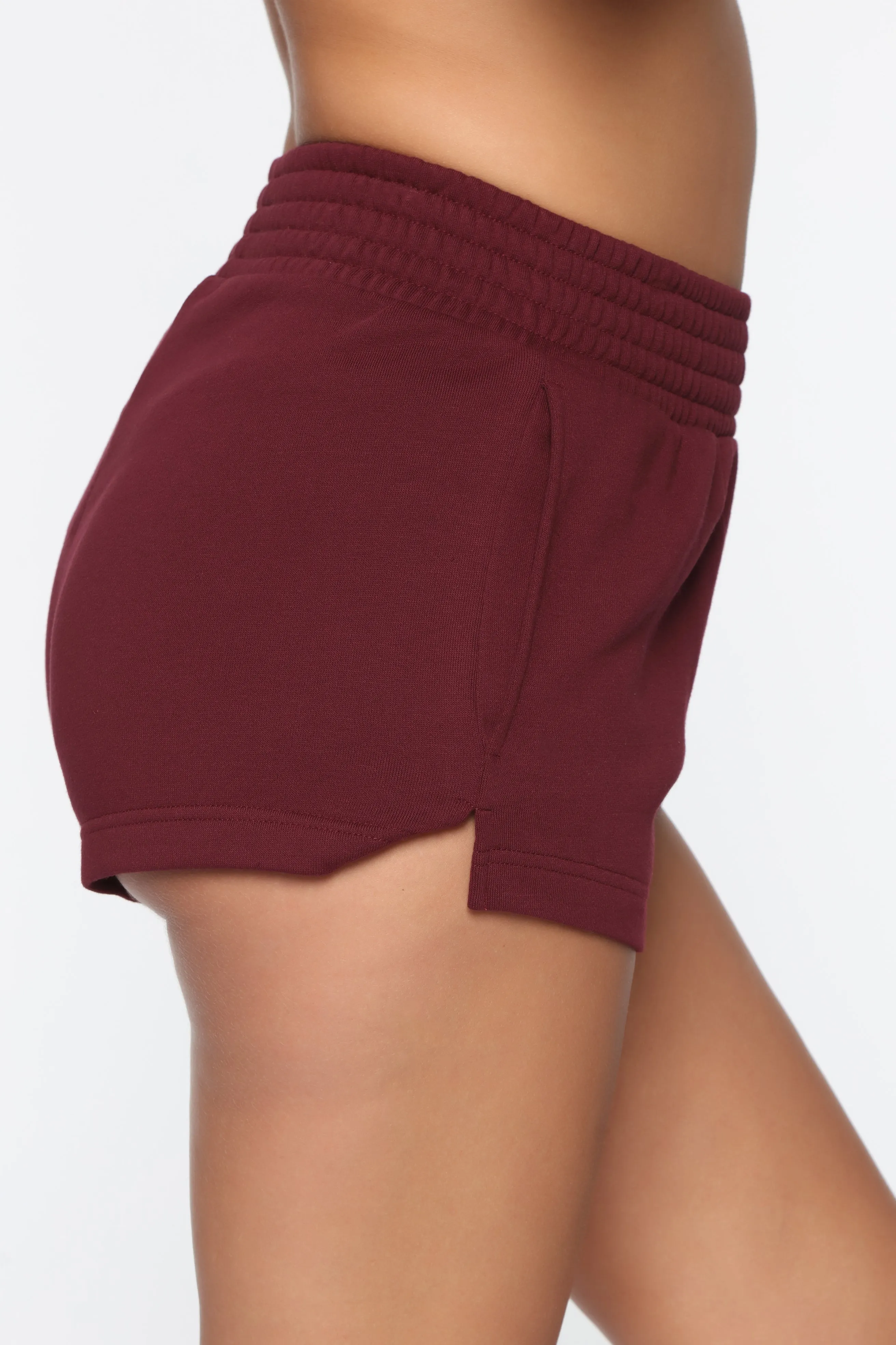 Be Right Back Shorts - Burgundy