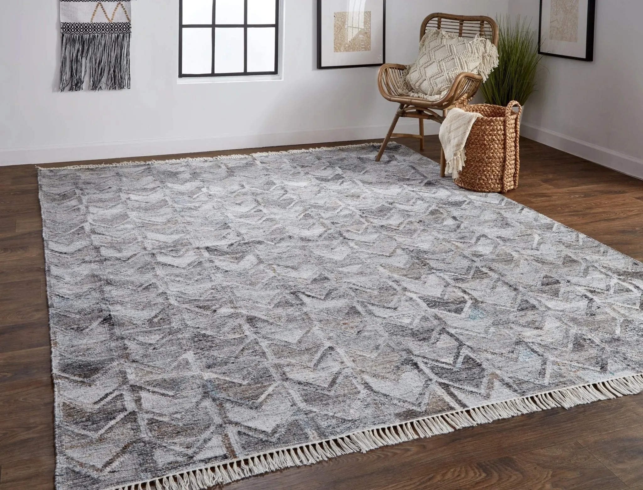 Beckett 8900813F Gray/Silver Rug