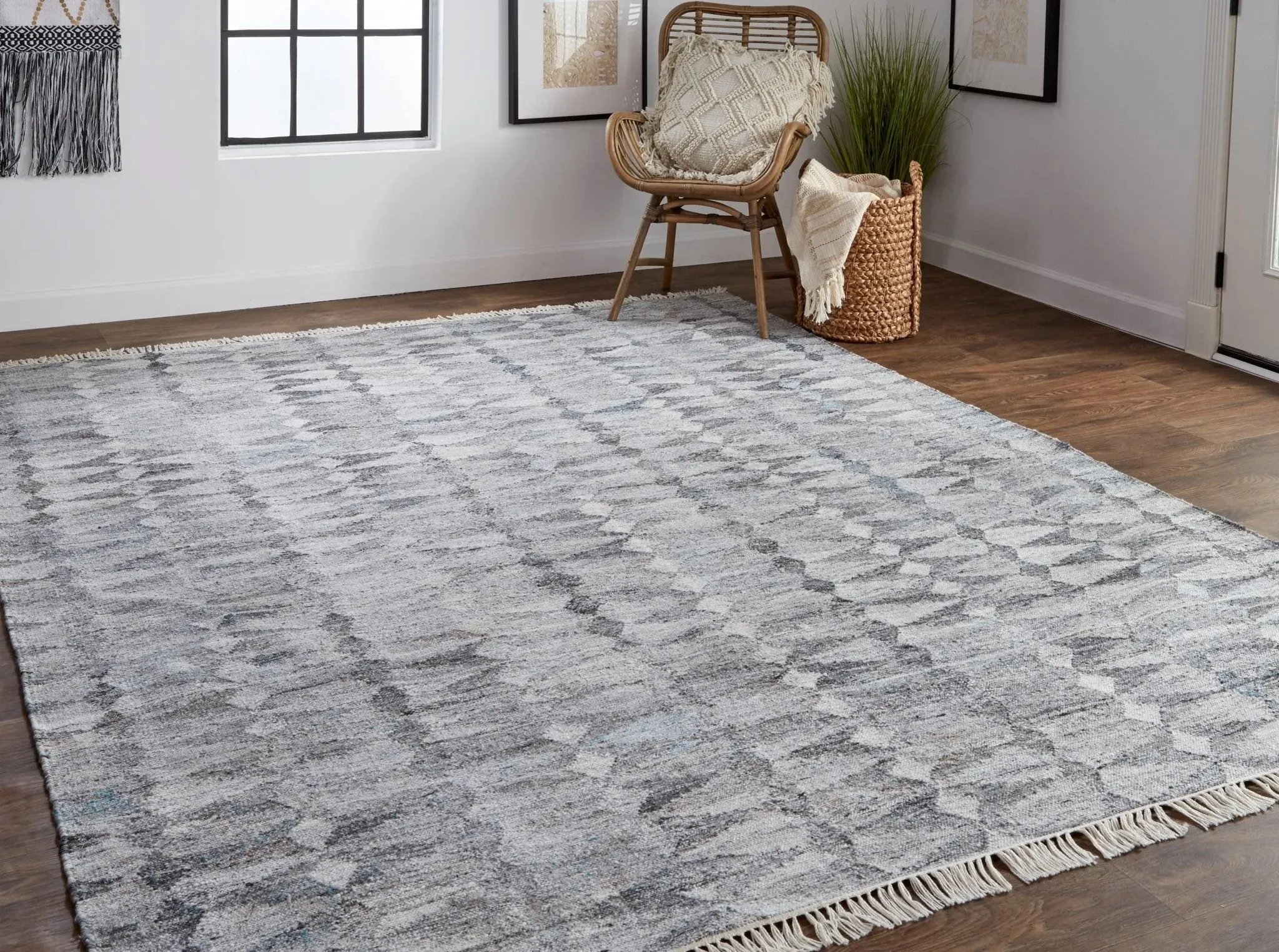 Beckett 8900814F Gray/Silver Rug