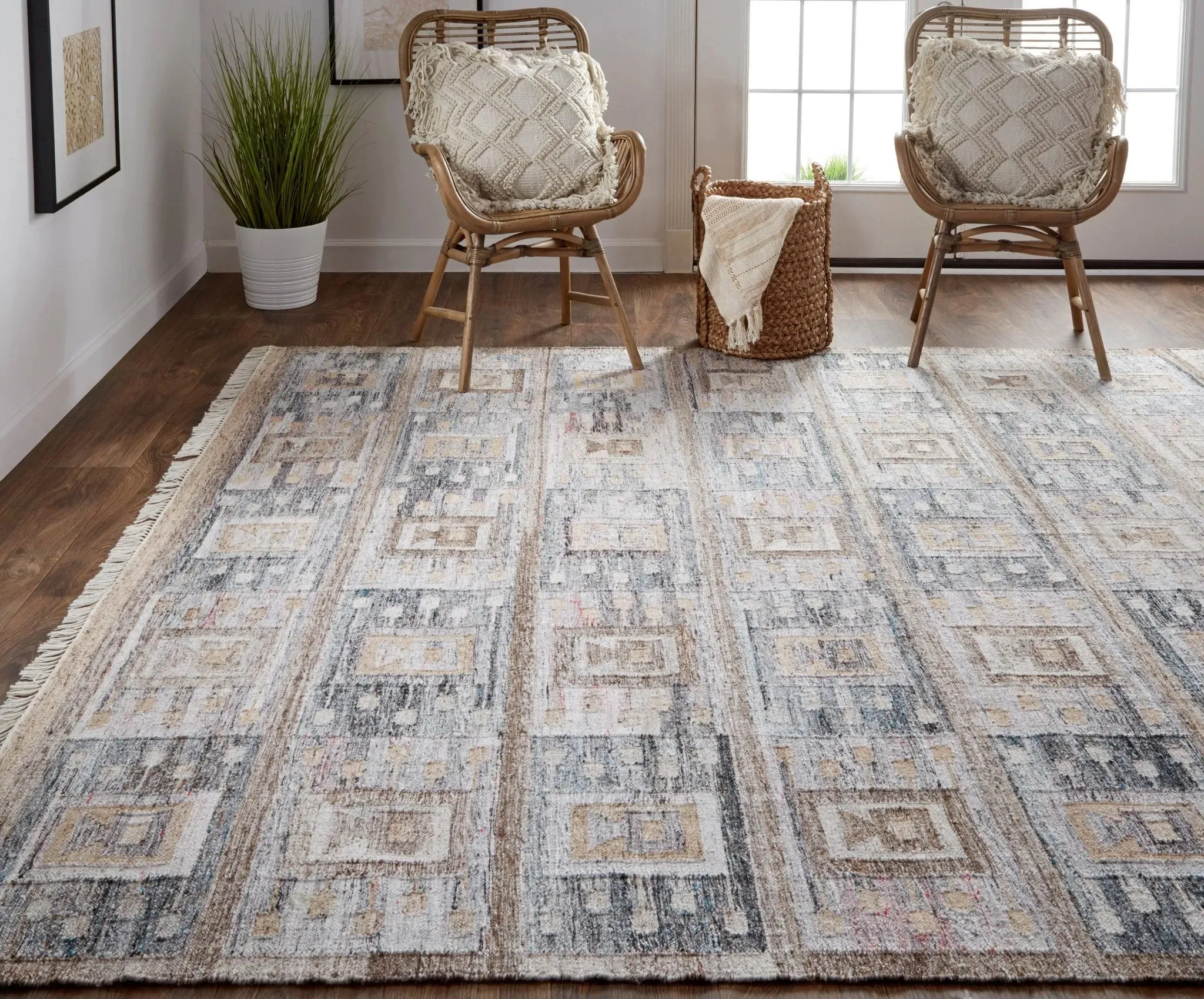 Beckett 8900816F Gray/Taupe Rug