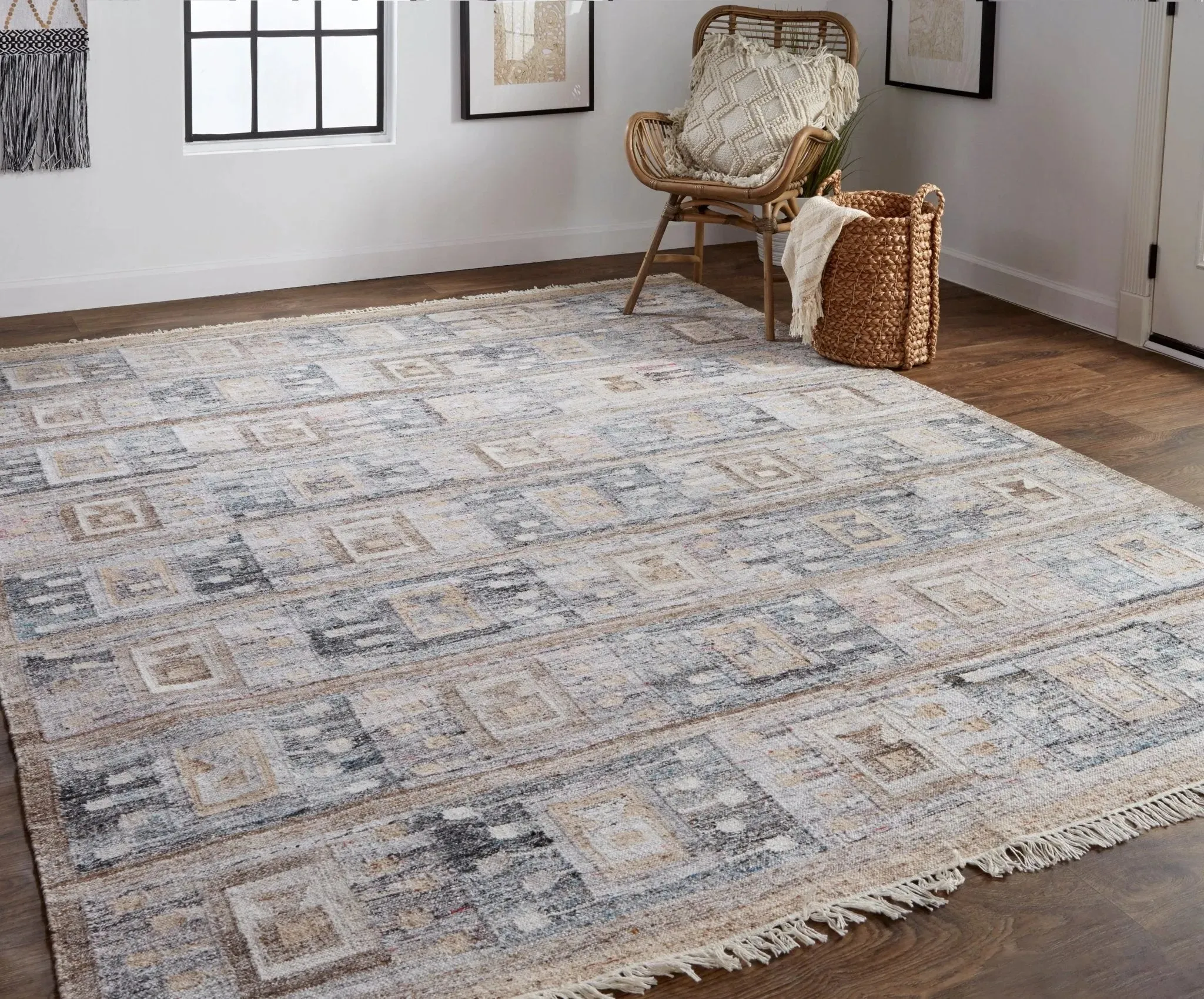 Beckett 8900816F Gray/Taupe Rug