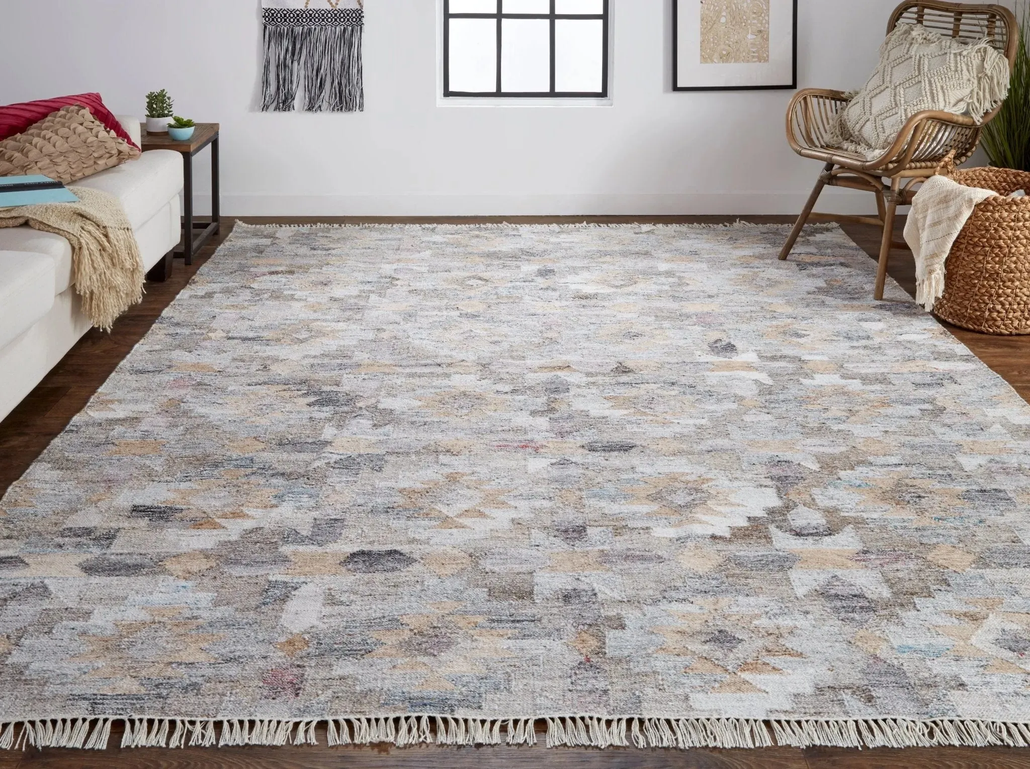 Beckett 8900818F Taupe/Gray Rug