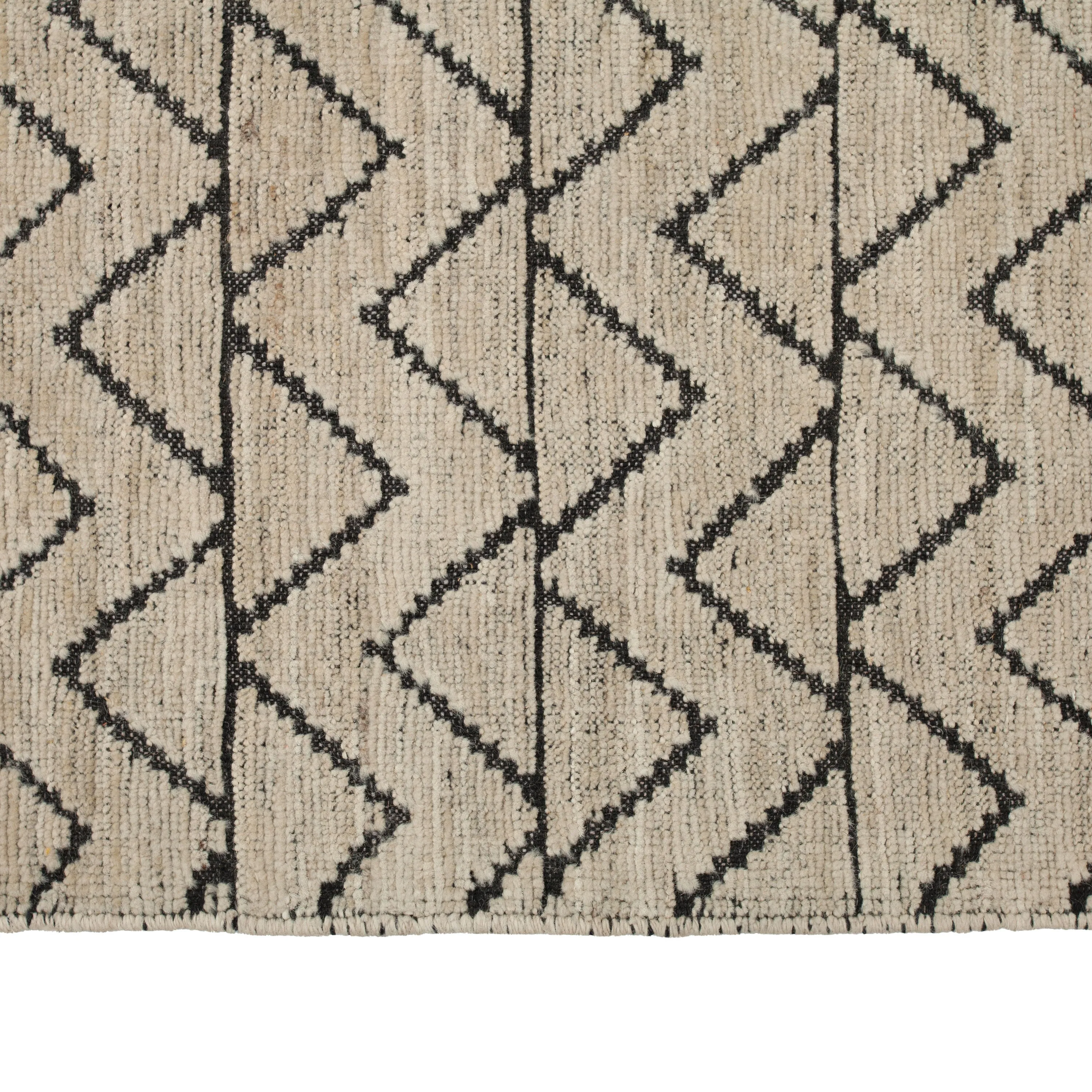 Beige Zameen Geometric Wool Rug - 8'4" x 9'8"