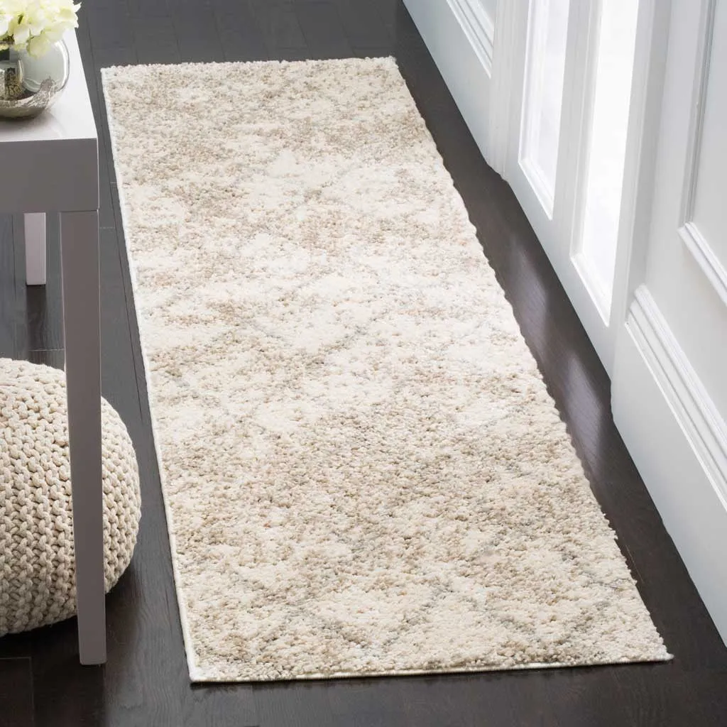 Berber Shag Cream/Light Gray Runner Rug