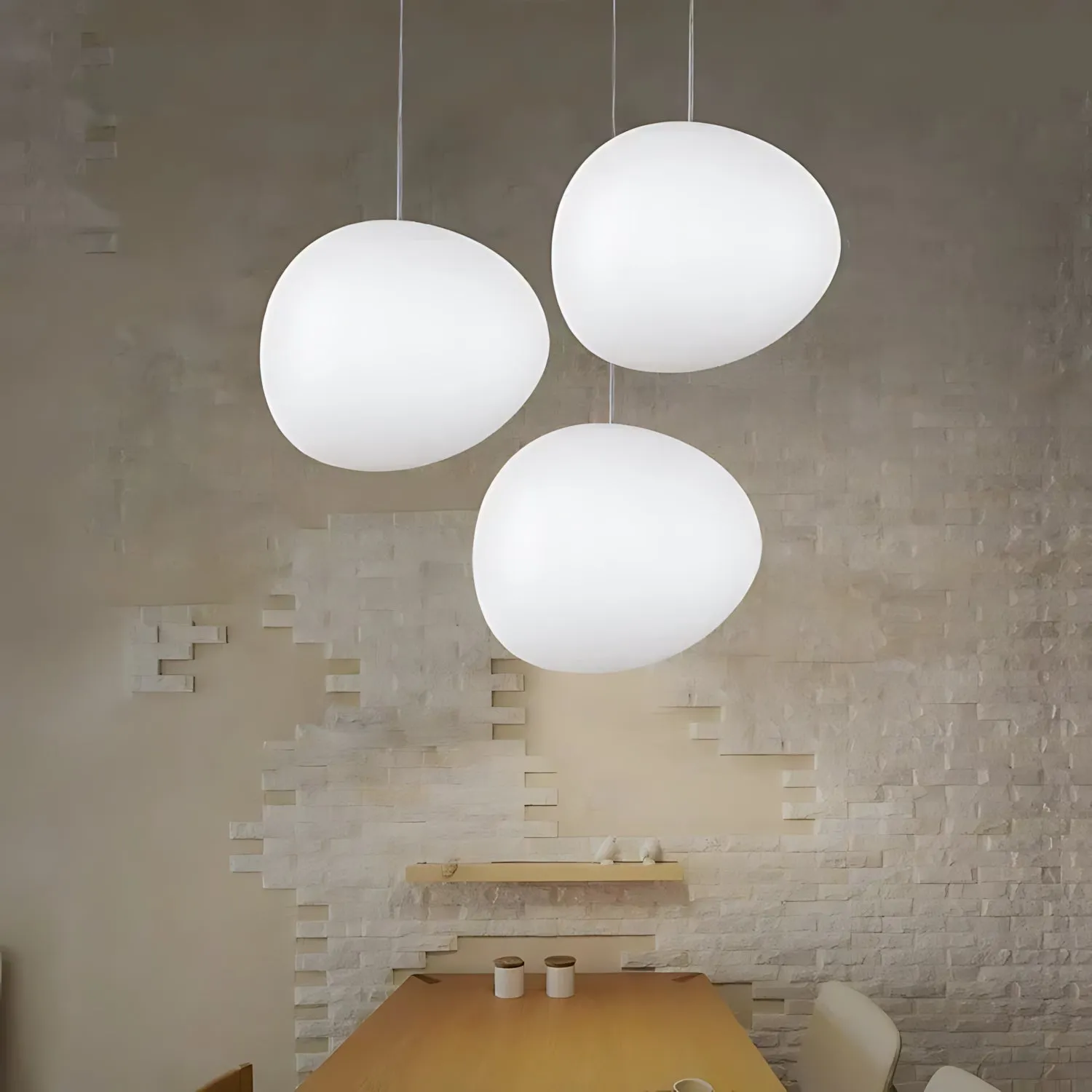 Bergheim - Round Glass Suspension Lamp