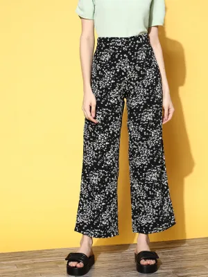 Berrylush Women Black & White Floral Printed High-Rise Wide Leg Trousers