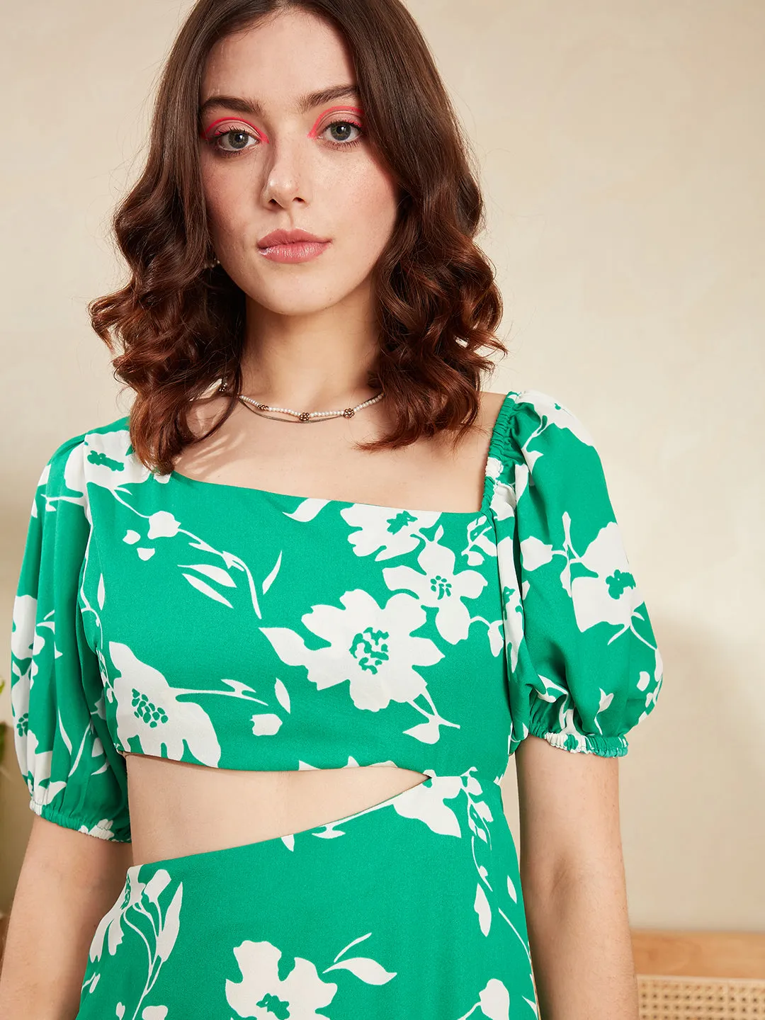 Berrylush Women Green & White Floral Printed Boat Neck Puff Sleeves Cutout Flared A-Line Mini Dress