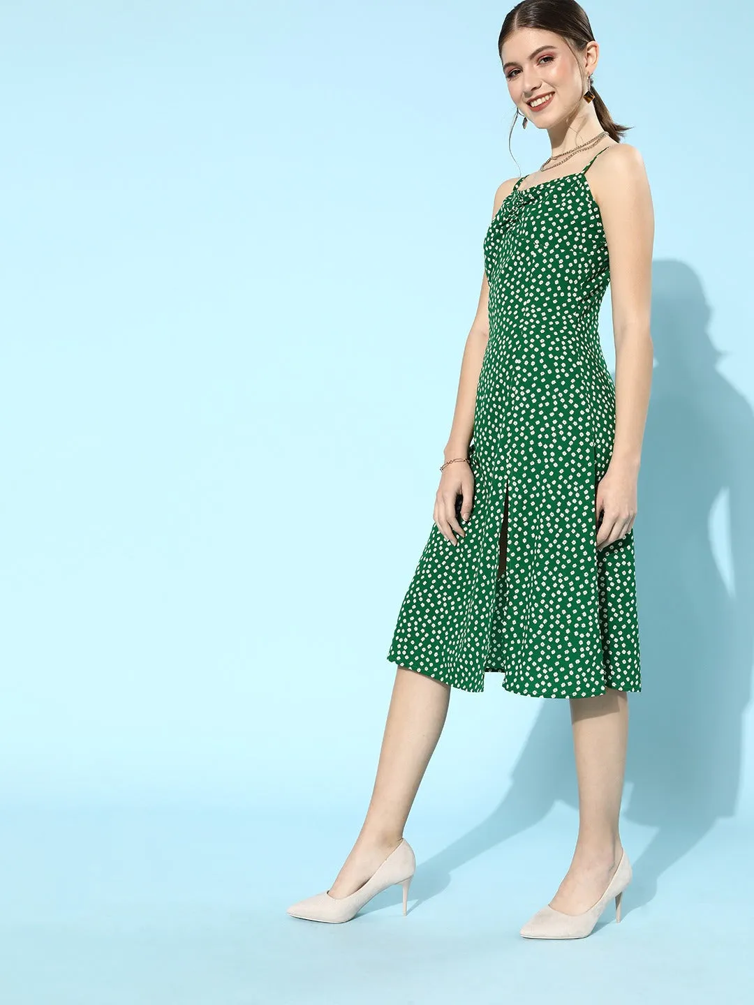 Berrylush Women Green Floral Printed Ruched A-Line Midi Dress