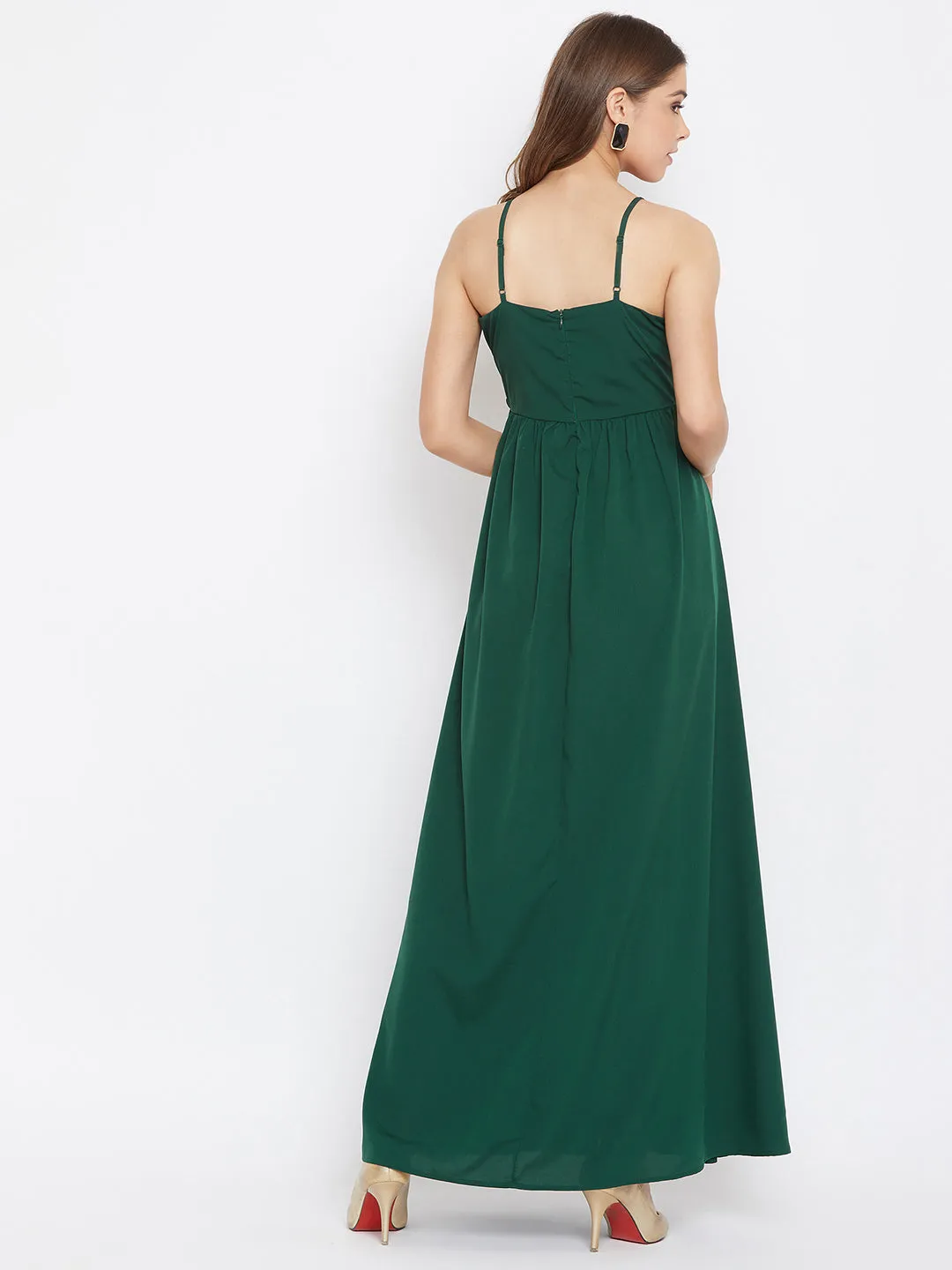 Berrylush Women Solid Green V-Neck Sleeveless Ruched Maxi Dress