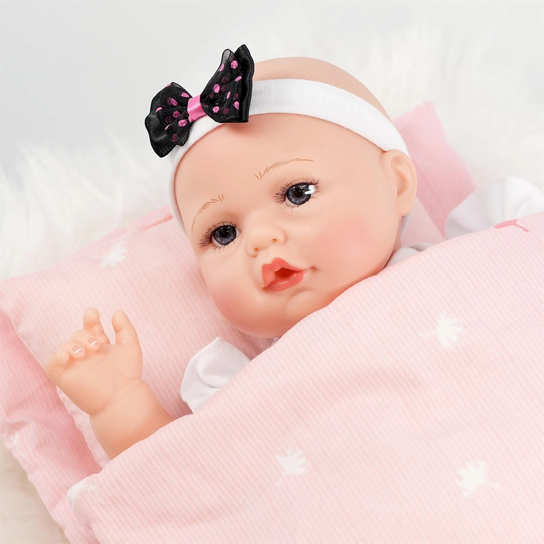 BiBi Reborn Doll Awake Girl "Jasmine" (43 cm / 17")