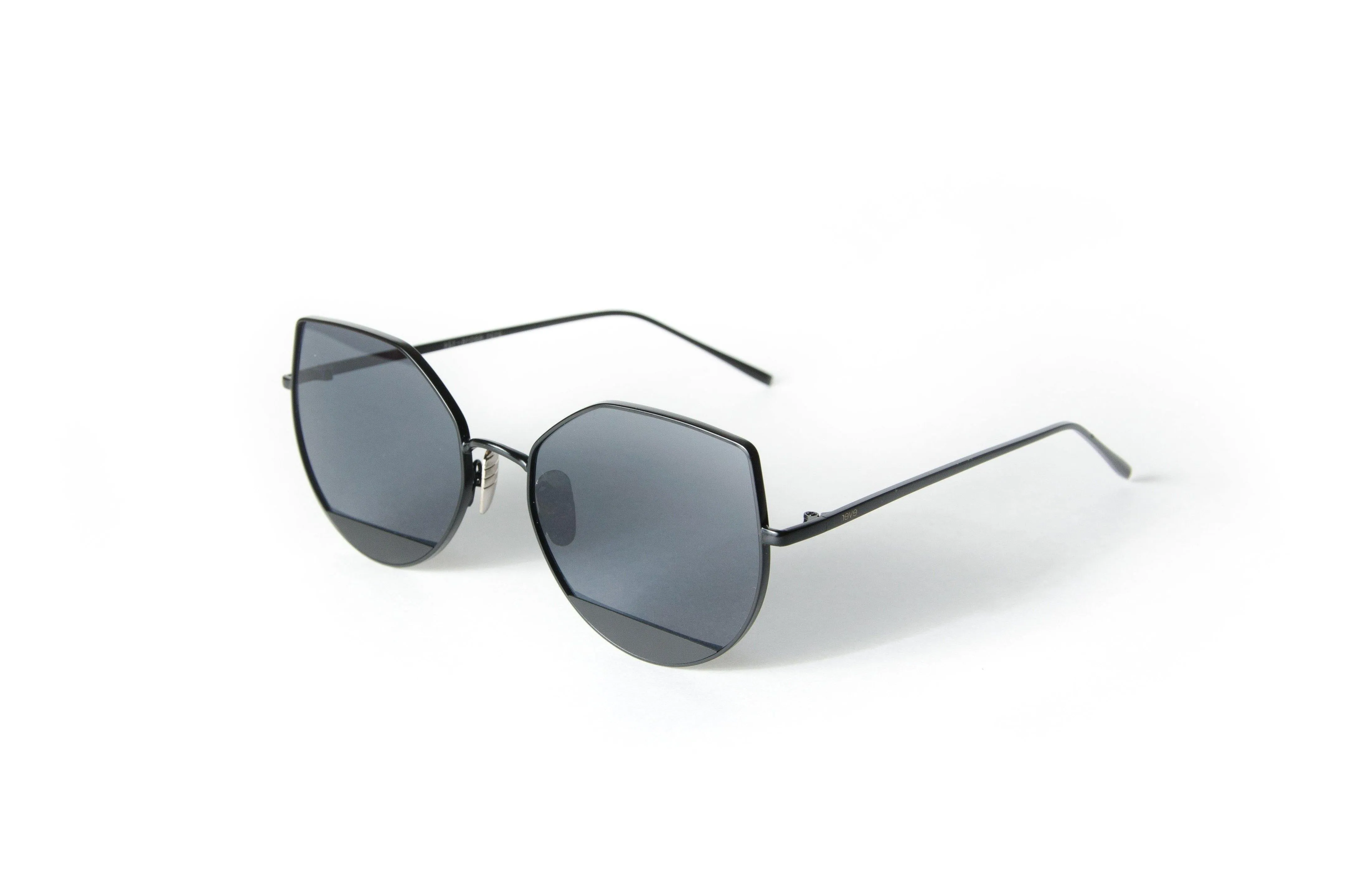 Big Oversized Unisex Metal Bella Cat Eye Style Sunglasses