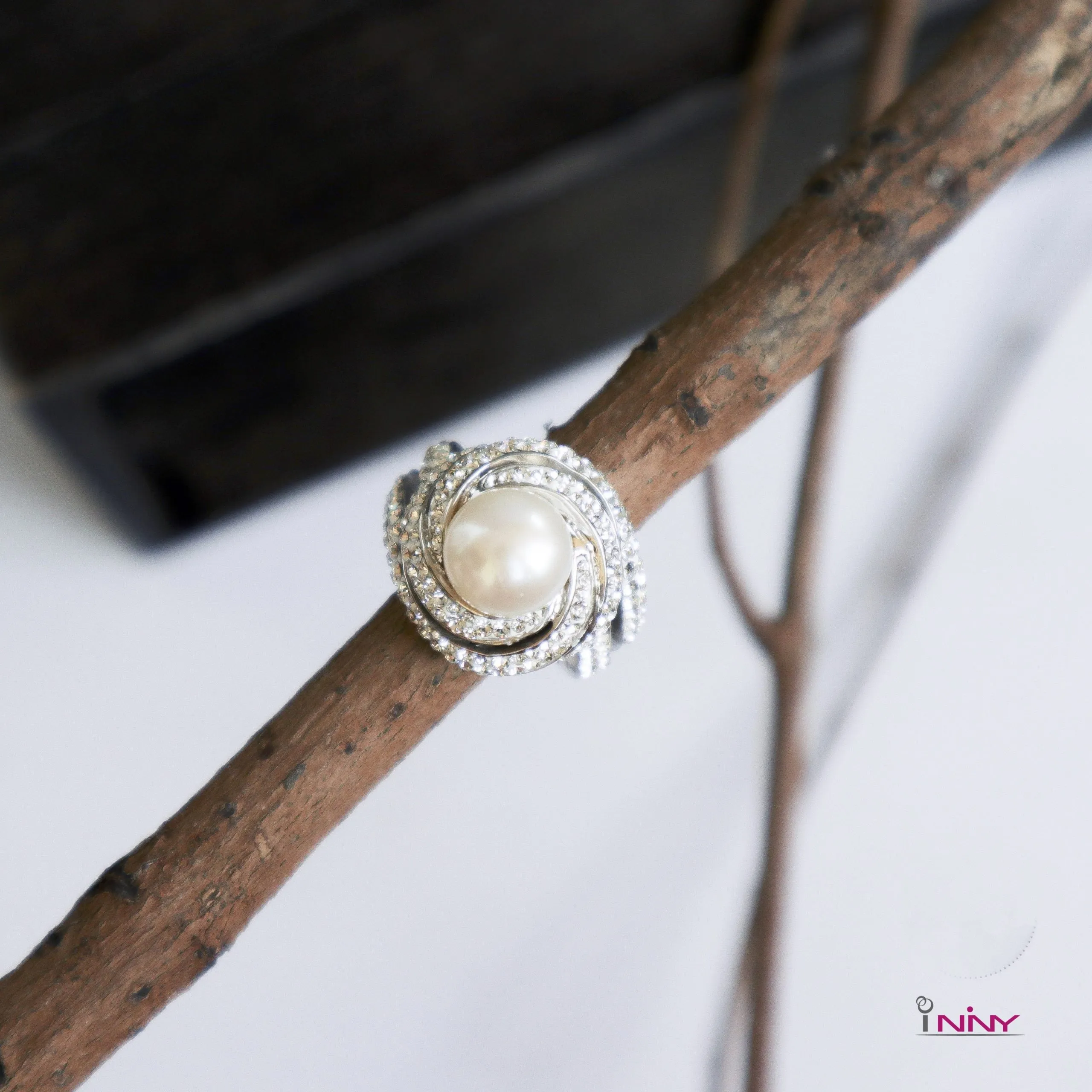 Big Whirlpool Fresh Water Pearl Ring