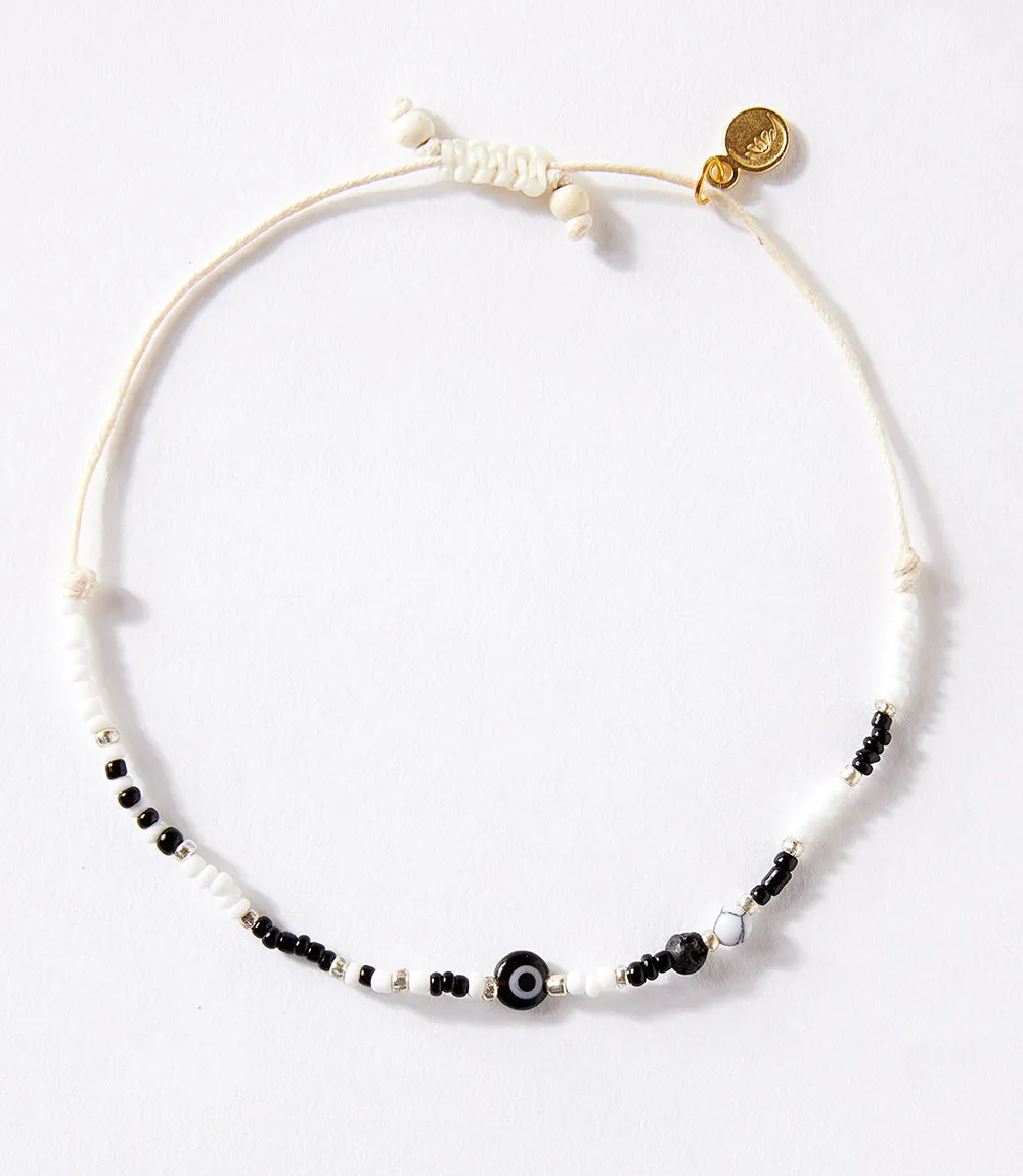 Black and White Beaded Bracelet