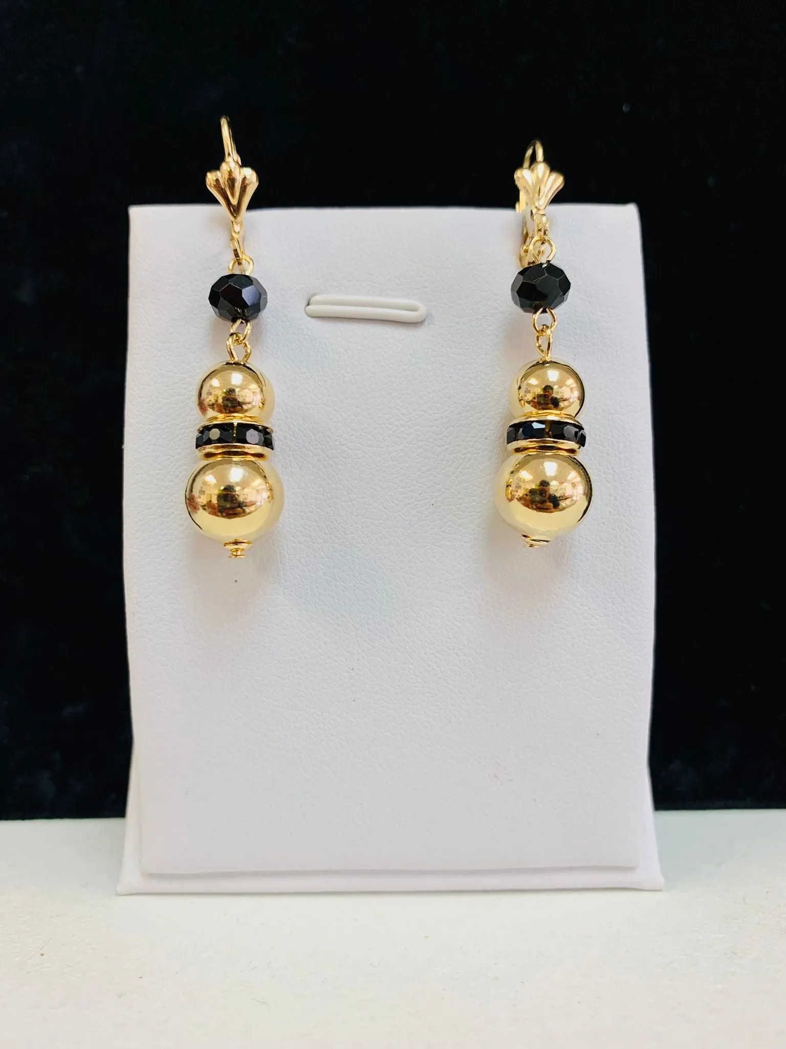 Black Gold Dangle Ball Lever Back Earrings / 14K Gold Filled Earrings / Womens Dangle Earrings / Black Stones Earrings / Aretes para Mujer Colgantes