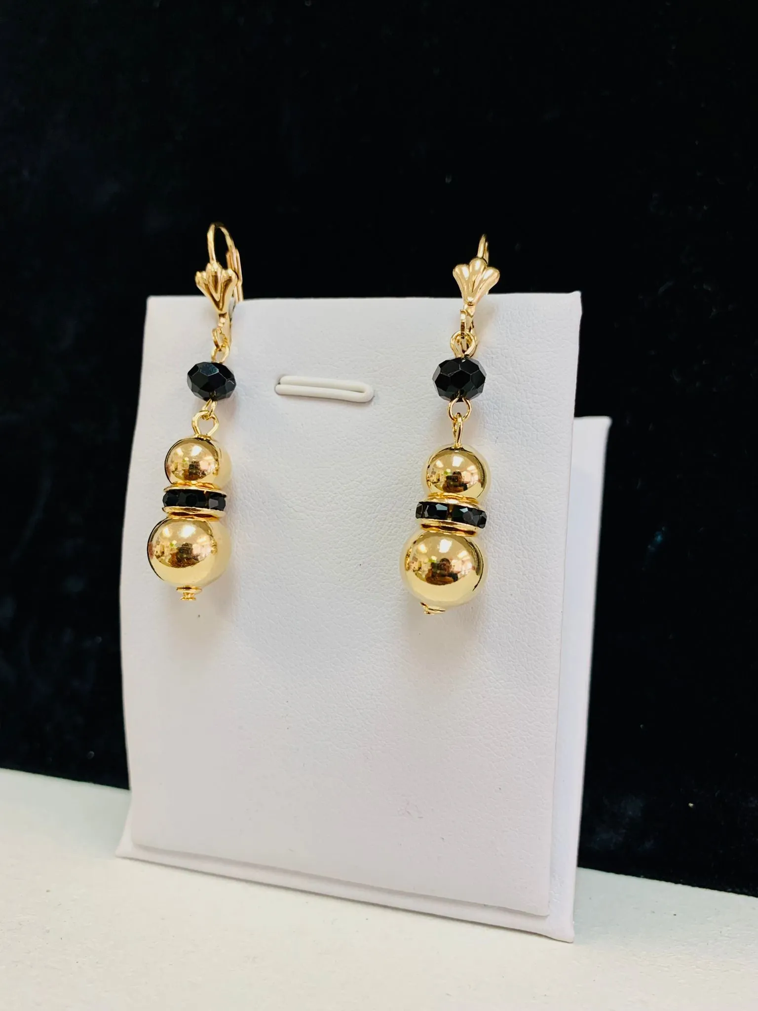 Black Gold Dangle Ball Lever Back Earrings / 14K Gold Filled Earrings / Womens Dangle Earrings / Black Stones Earrings / Aretes para Mujer Colgantes