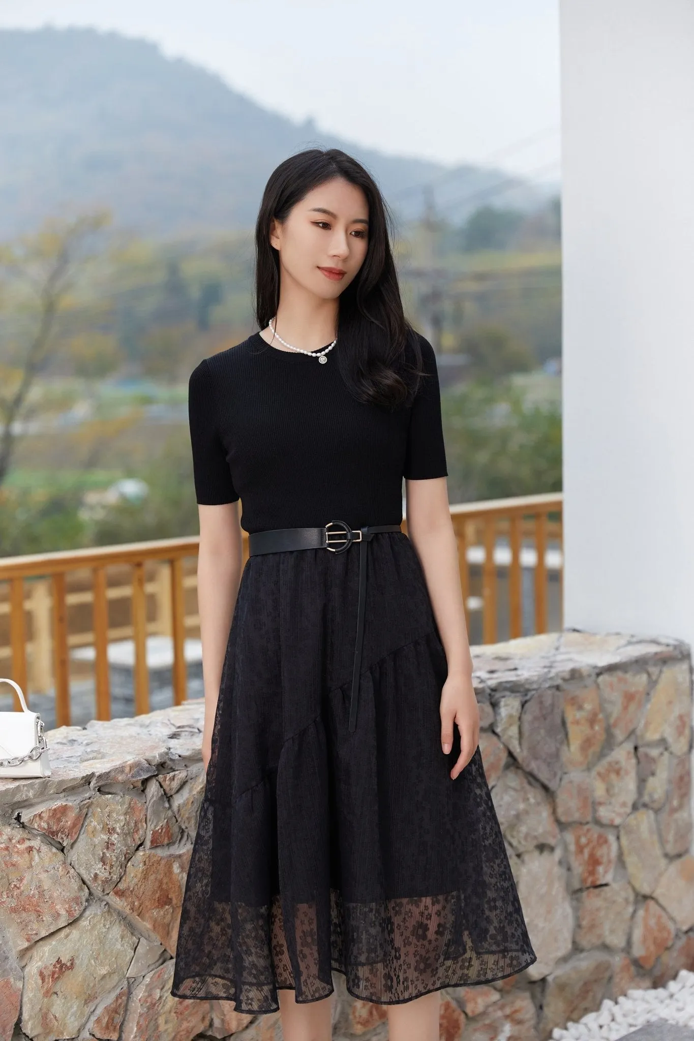 Black Jacquard Yarn Waist Midi Dress