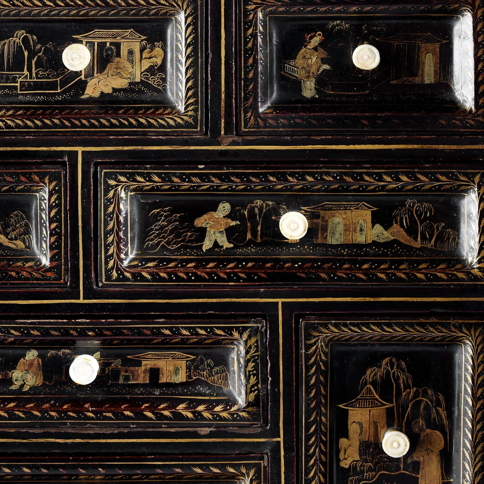 Black Lacquer Canton Export Jewellery Cabinet - Early 19th Century