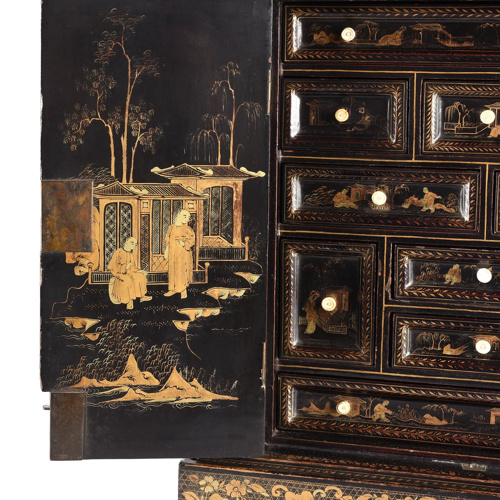 Black Lacquer Canton Export Jewellery Cabinet - Early 19th Century