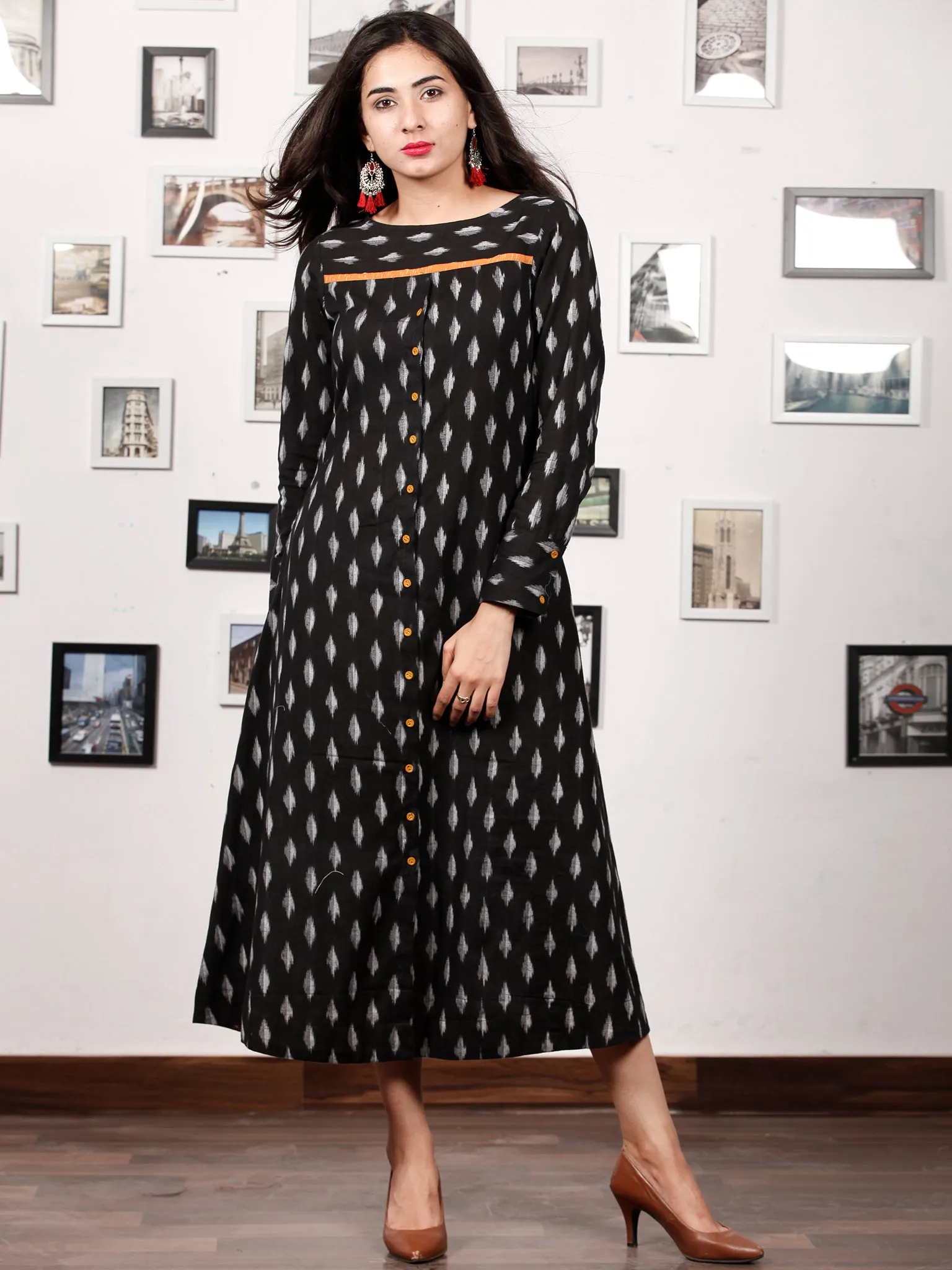 Black MAGIC - Handwoven Ikat Midi Dress - D326F737