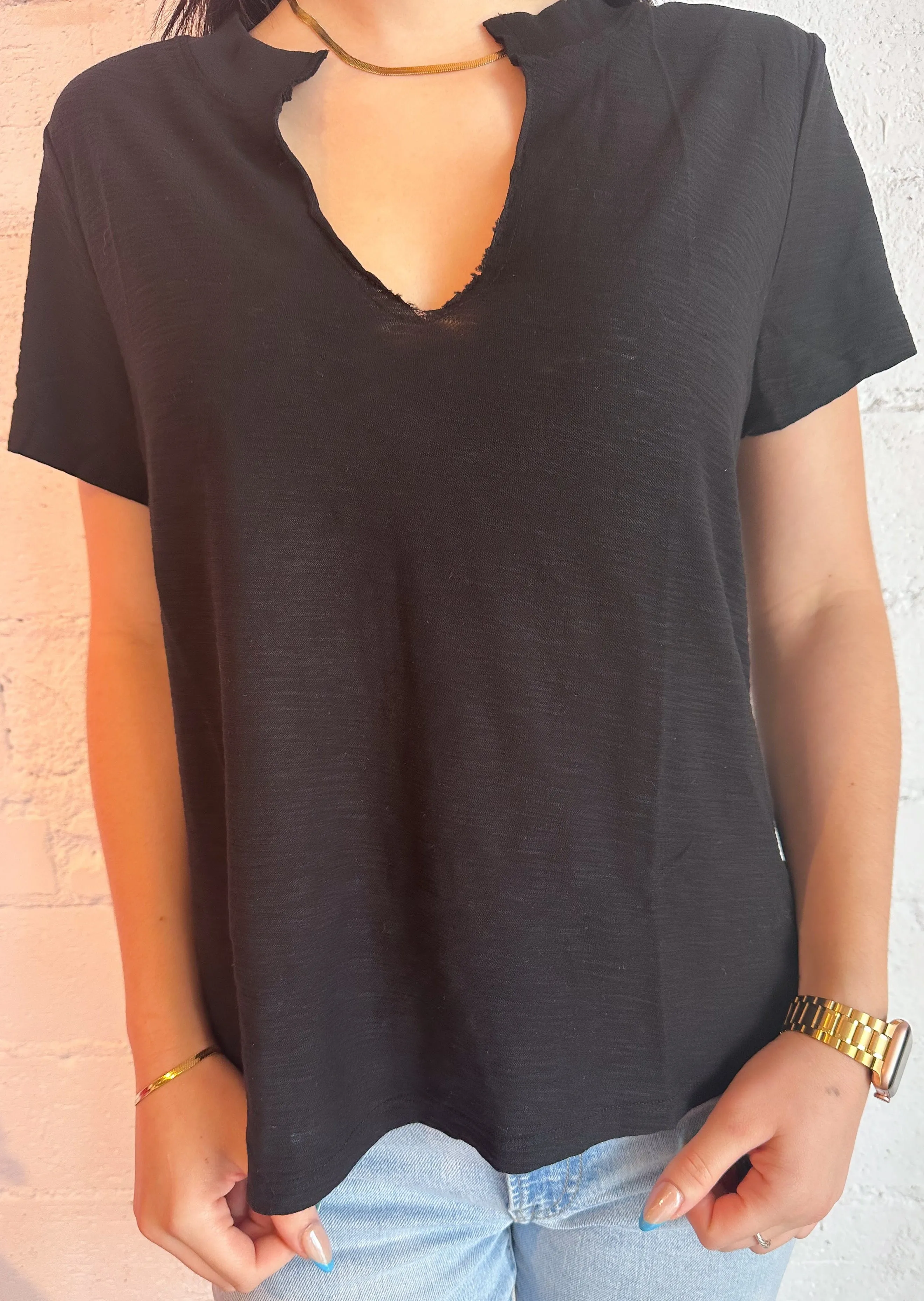 Black Plata Notched Tee