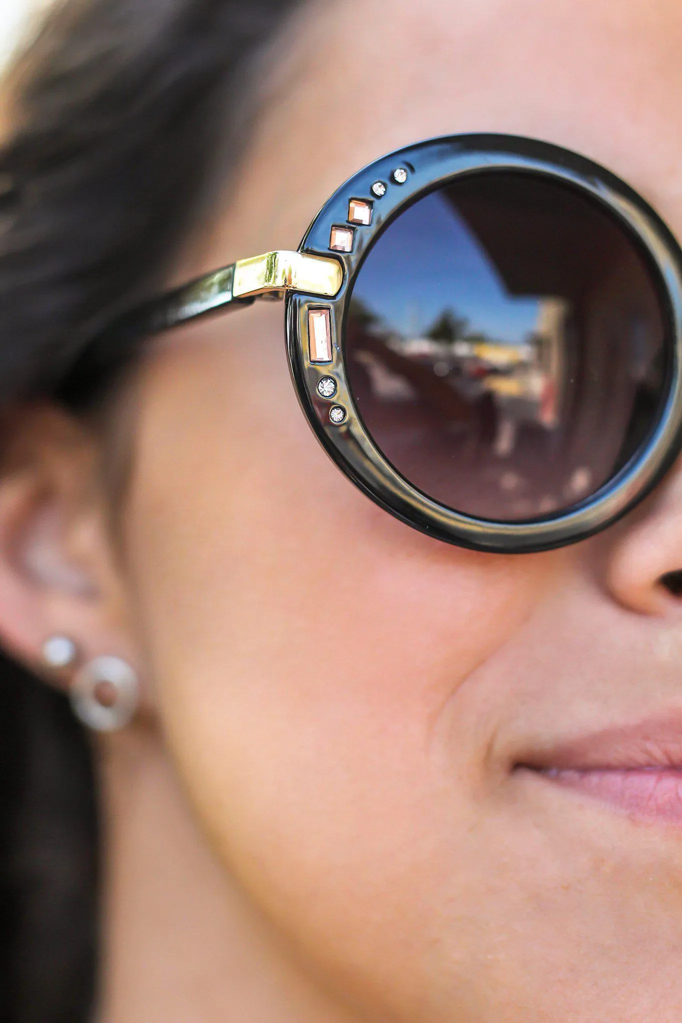 Black Round Sunglasses with Gold Detail