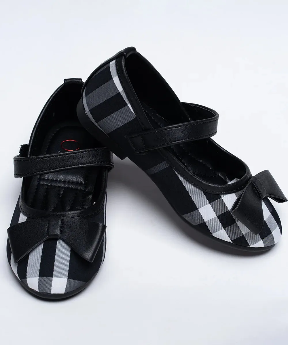 Black Self-Checked Sandals for Girls for Birthdays