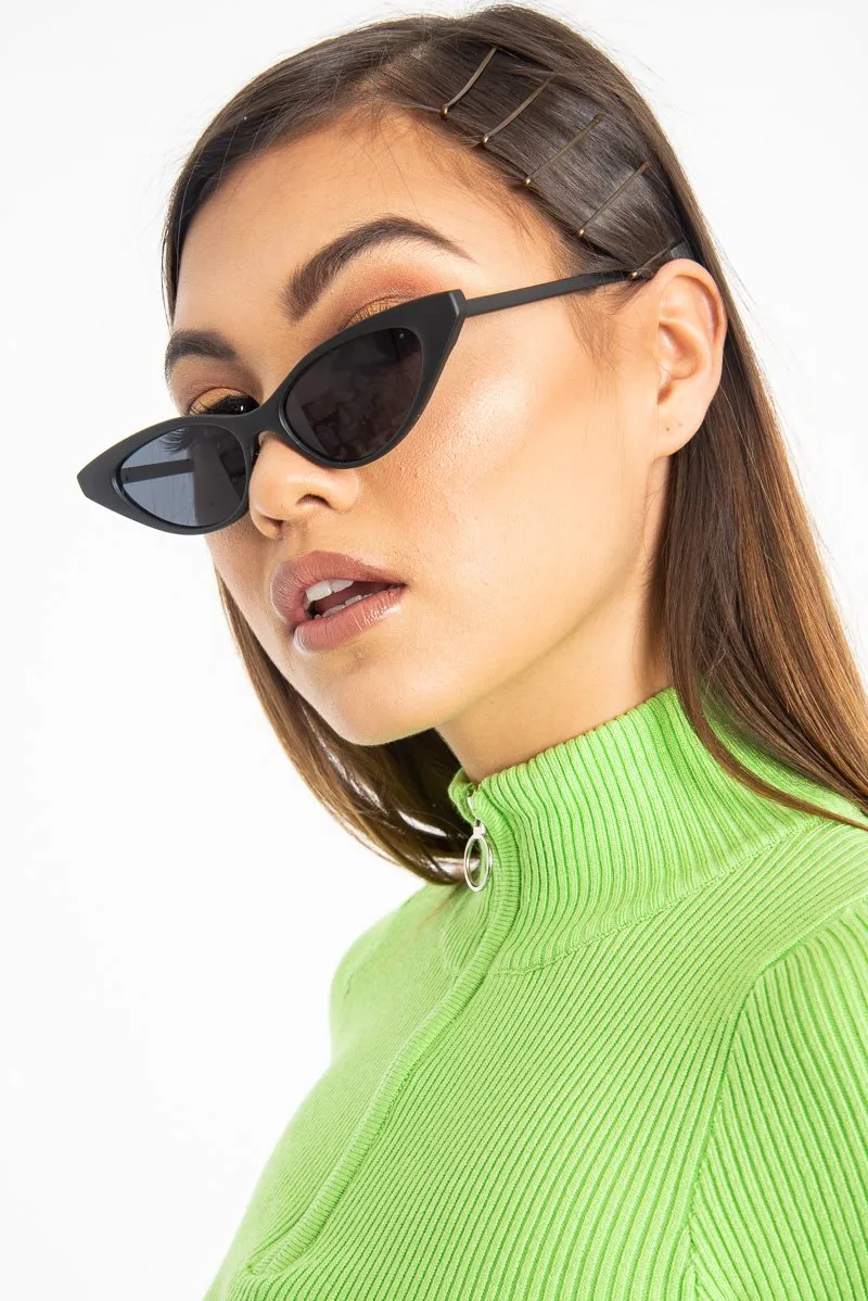 Black Tinted Lens Mini Cat Eye Sunglasses - Ezrie