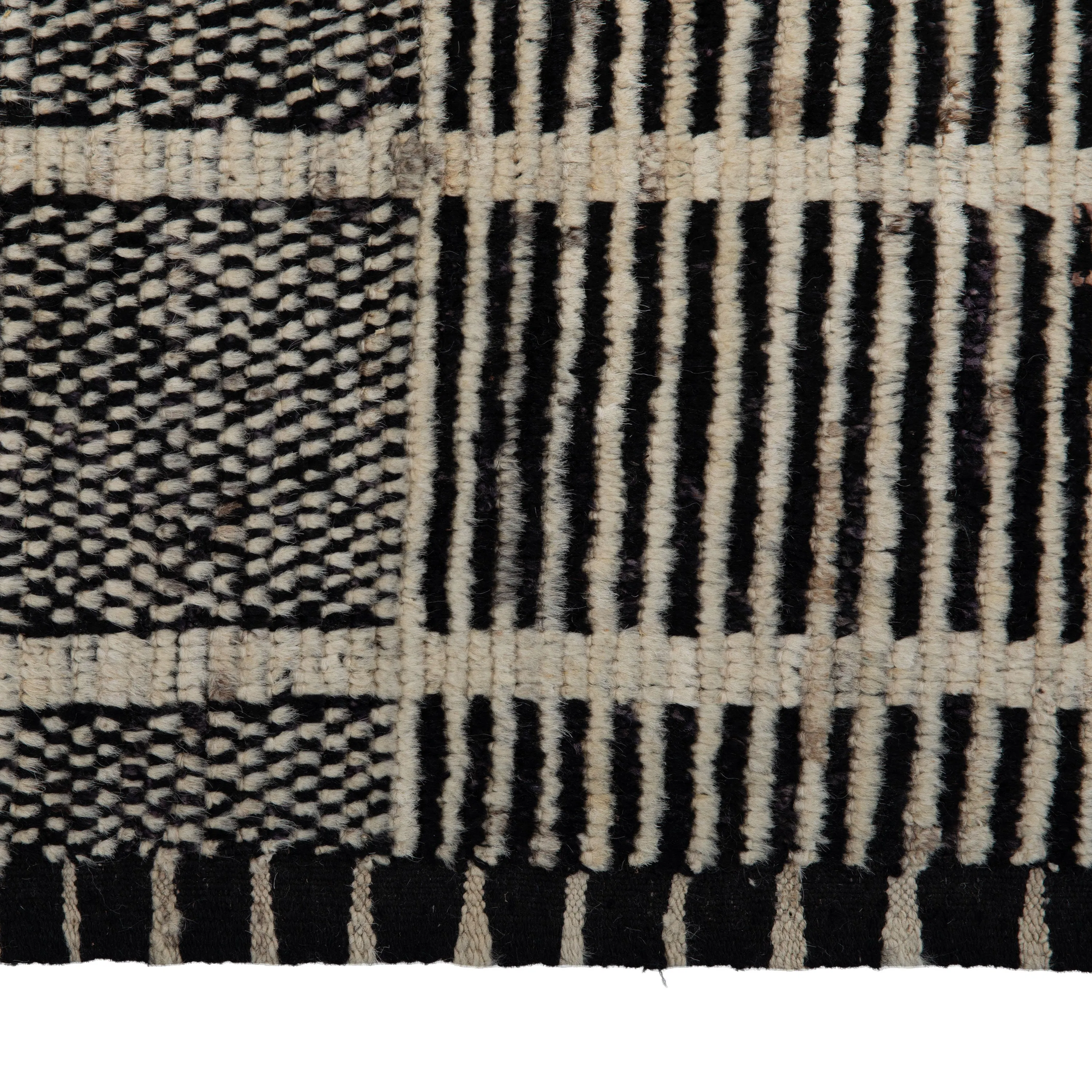 Black Transitional Wool Rug - 4'4" x 6'1"