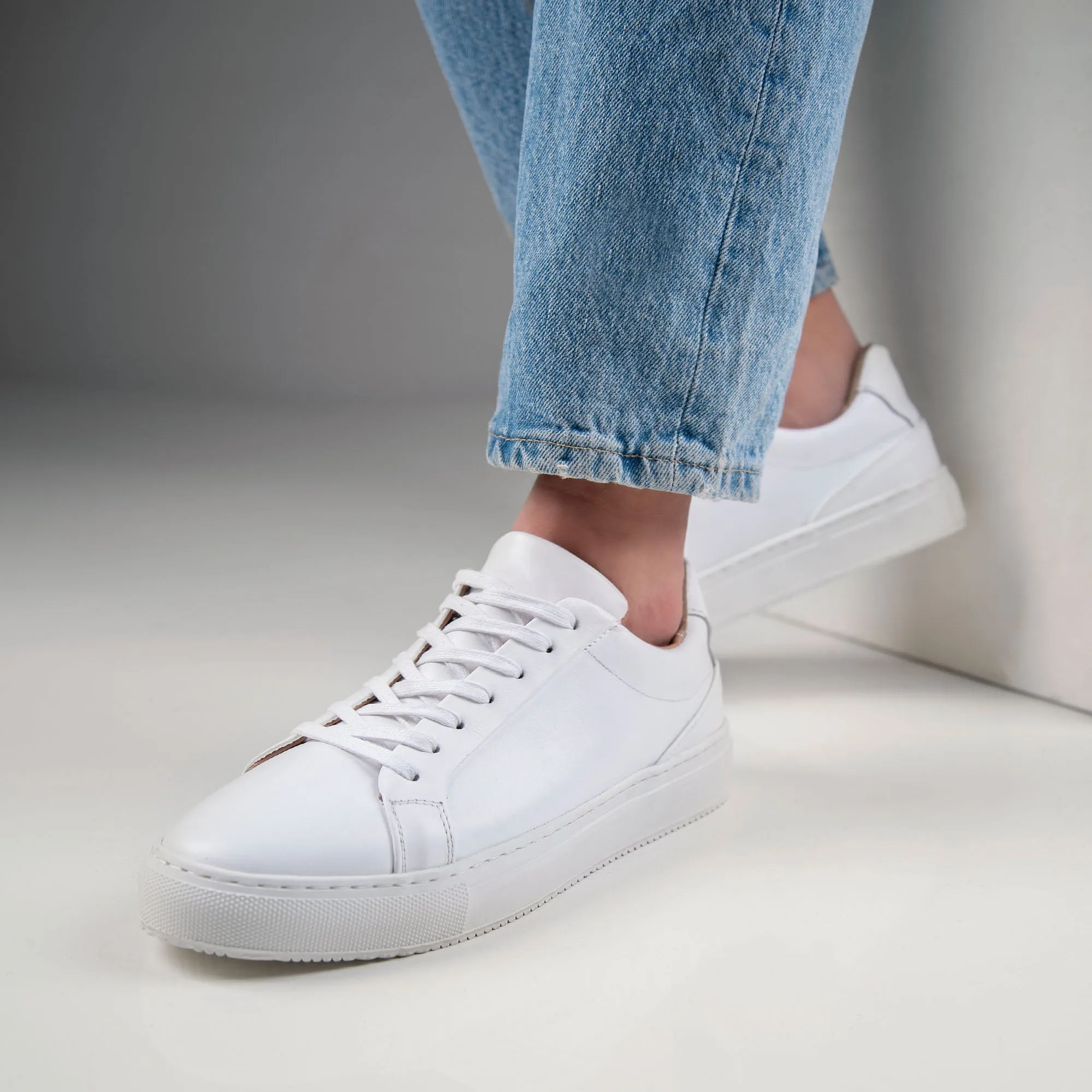 BlancPeak | Plain White Sneakers