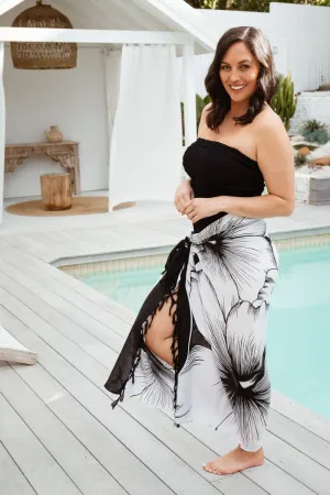 Blooming Hibiscus Sarong - Black & White