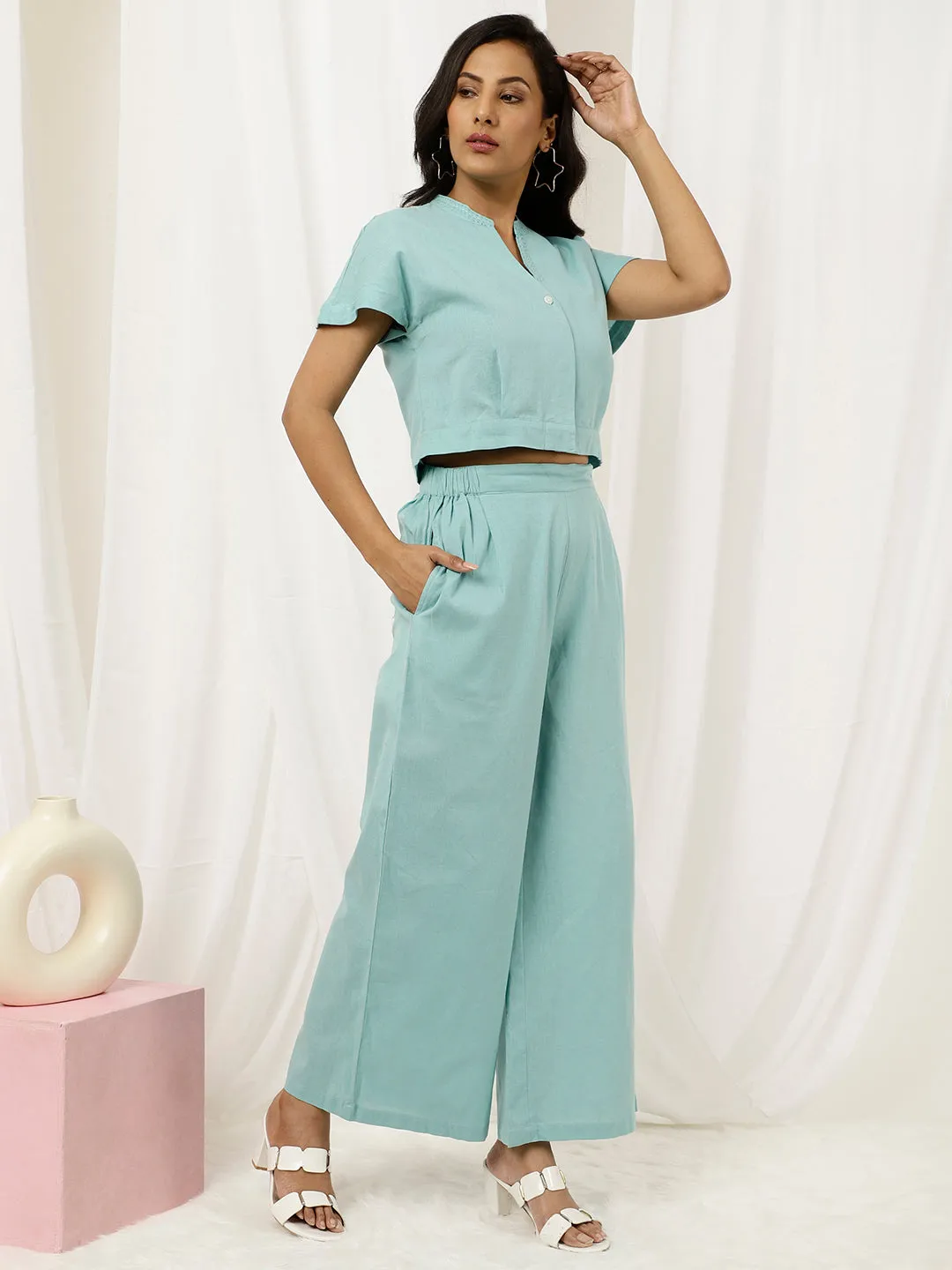 Blue Cropped Shirt With Pants Solid Co-Ord Set