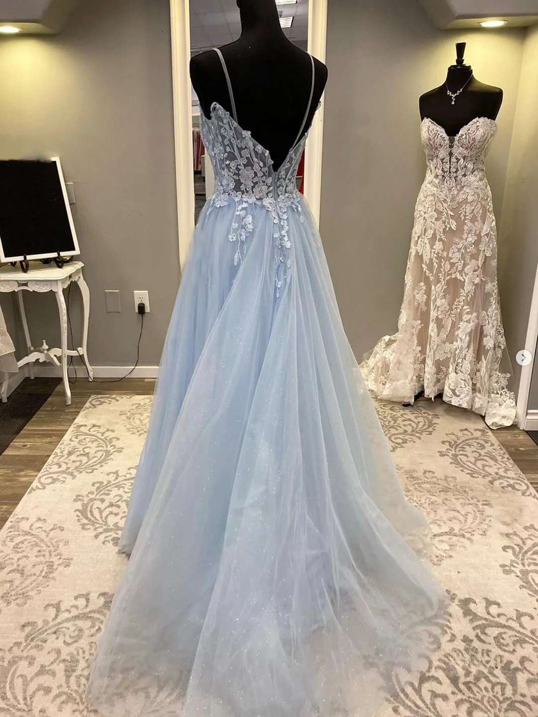 Blue Spaghetti Strap Tulle Long Prom Dress with Lace A-Line Evening Party Dress