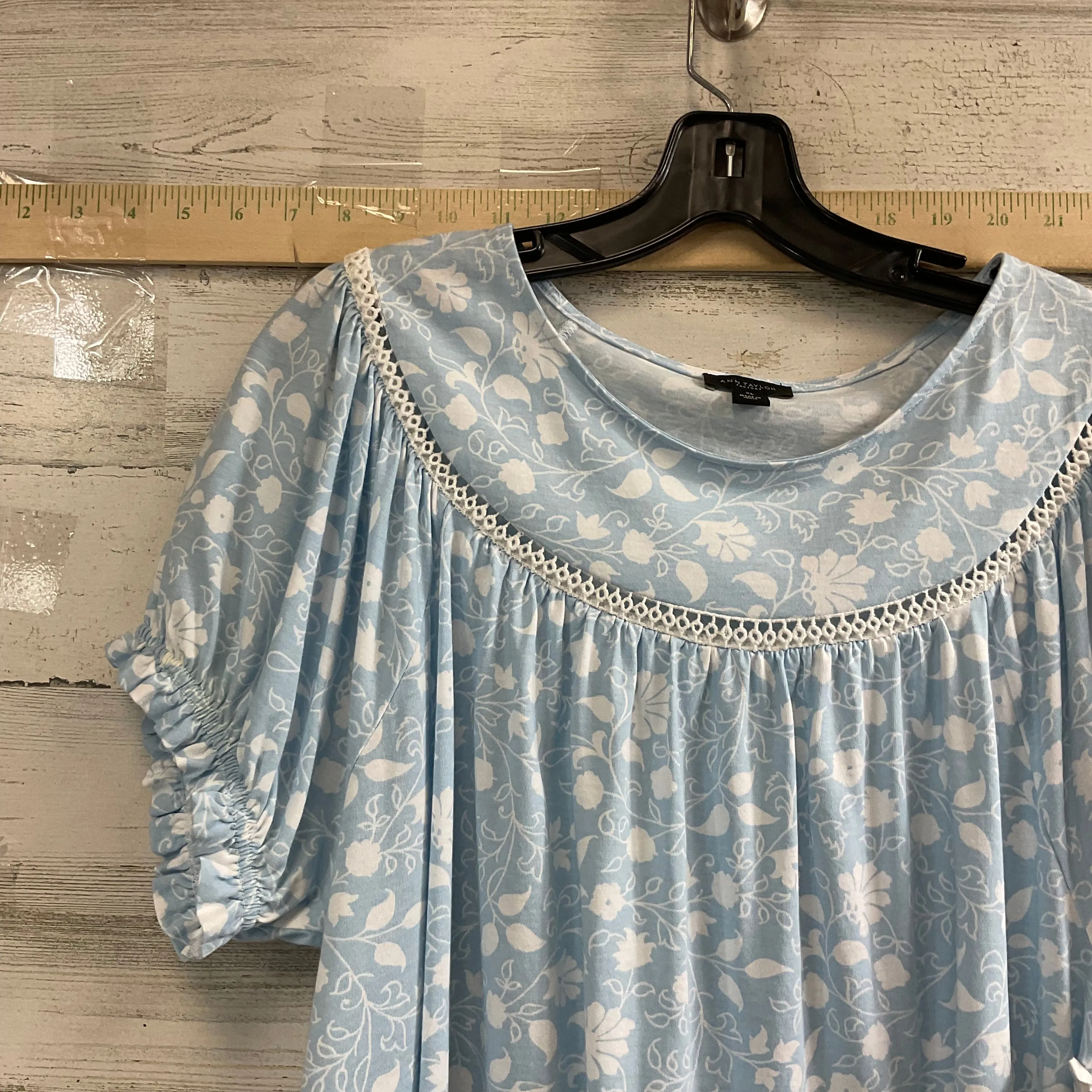 Blue Top Short Sleeve Ann Taylor, Size Xl