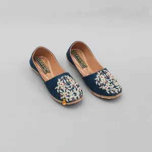 Blue Zardozi Embroidered Jutti