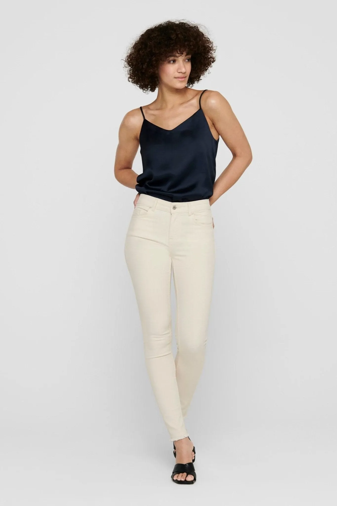 Blush Mid Jeans - Ecru