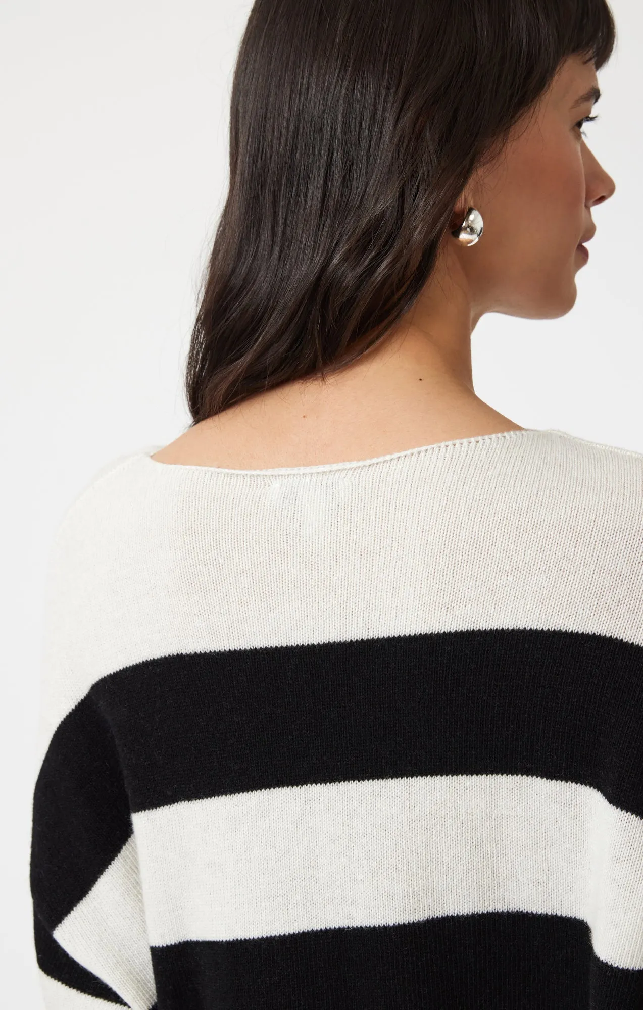 BOAT NECK SWEATER IN BLACK STRIPE