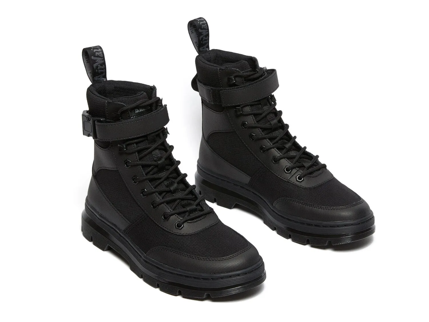 Boots Dr. Martens Combs Tech, black