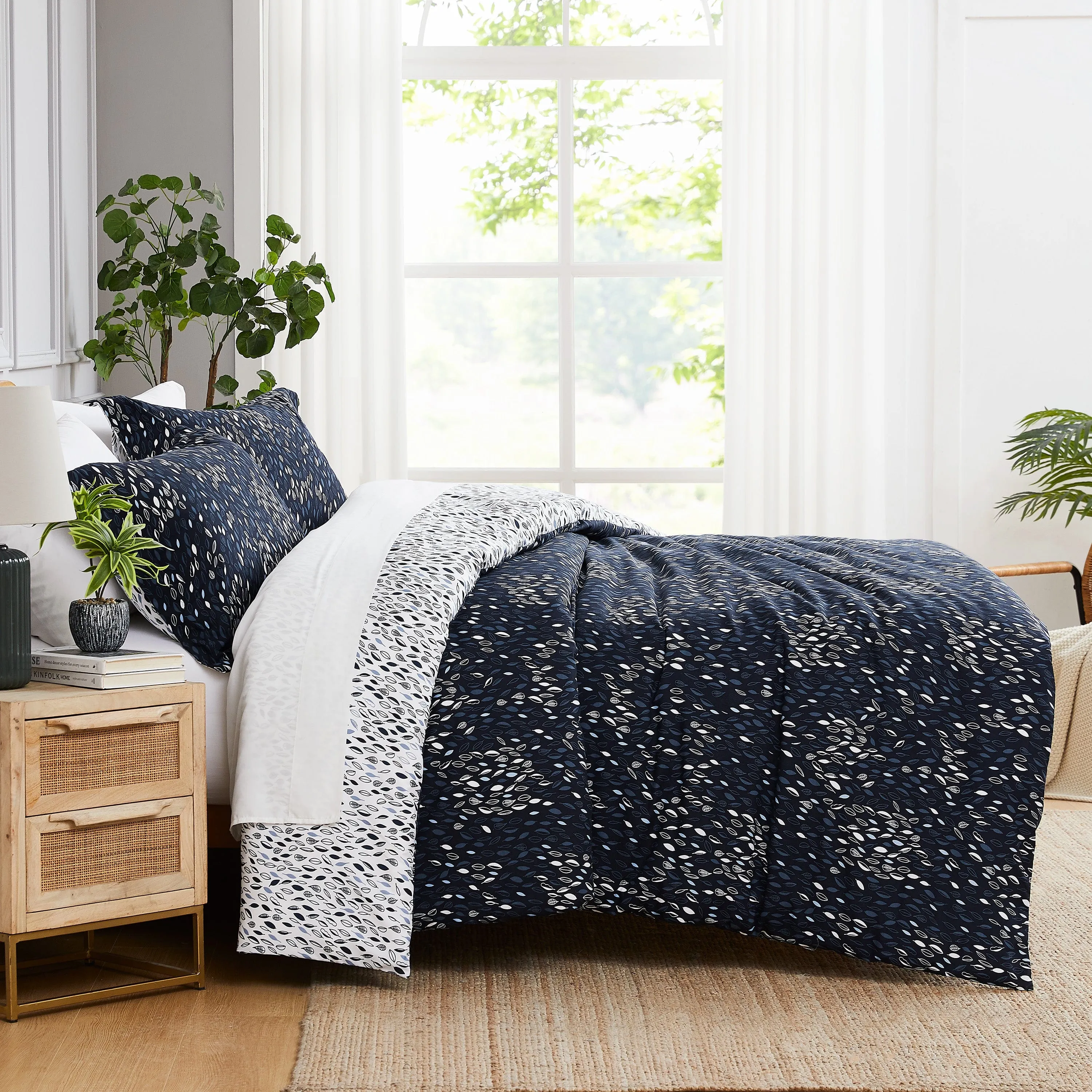 Botanical Leaves Reversible Duvet Cover Set