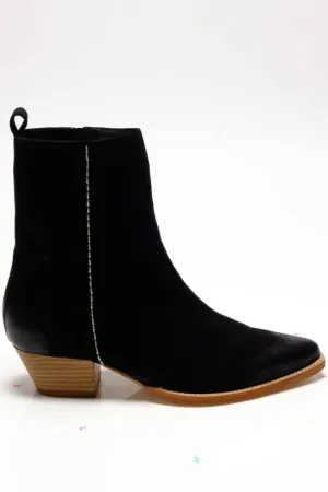 BOWERS EMROIDERED BOOT