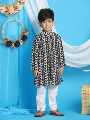 Boy's Black And White Kurta Pyjama Set - Vastramay Boys