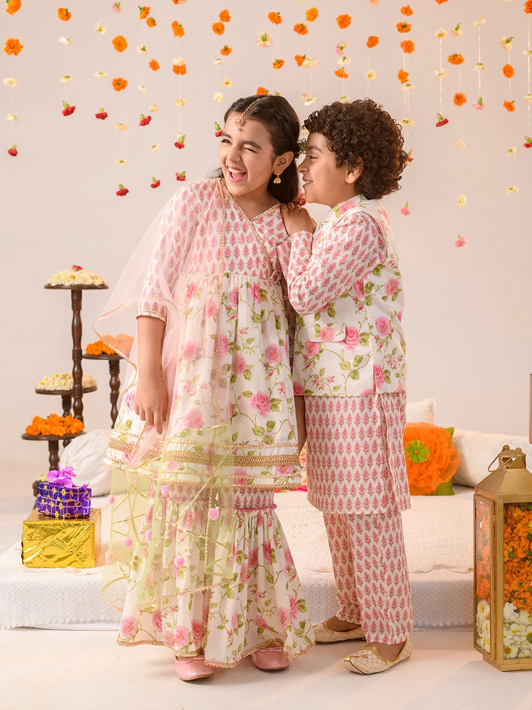 Boys  Floral Printed Regular Pure Cotton Kurta With Pyjamas And Nehru Jaket - Ps Peaches