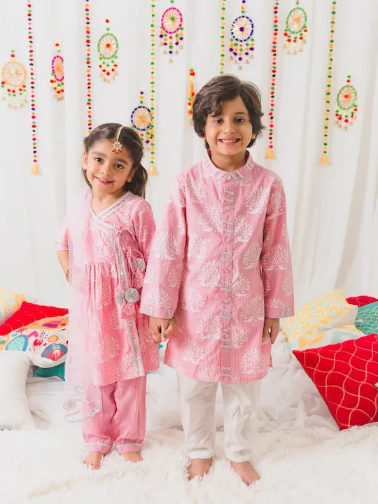 Boys  Pink Floral Printed Panelled Pure Cotton Kurta With Pyjamas - Ps Peaches