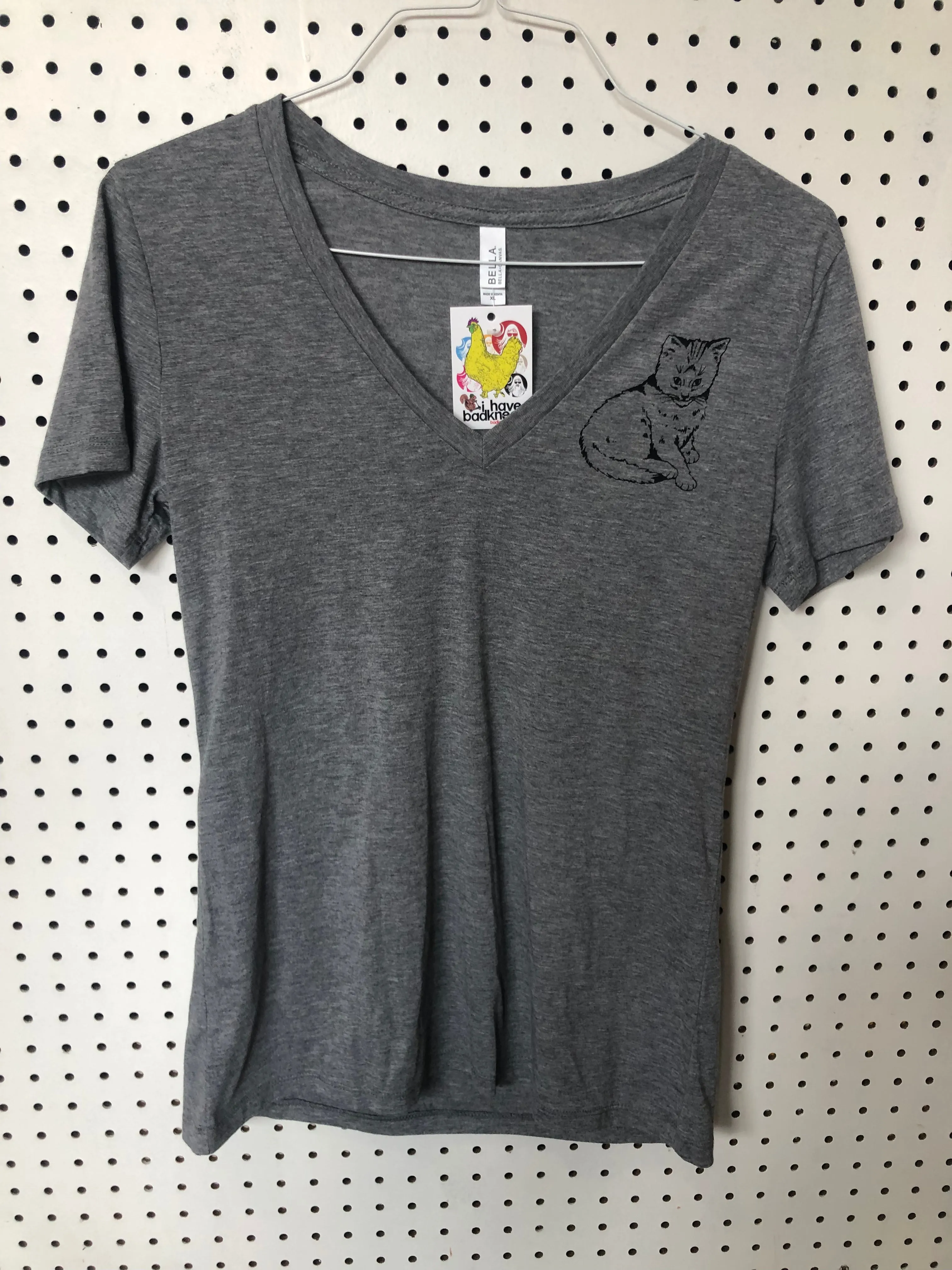 BPR- XL Gray Women's V-neck - Focus Cat