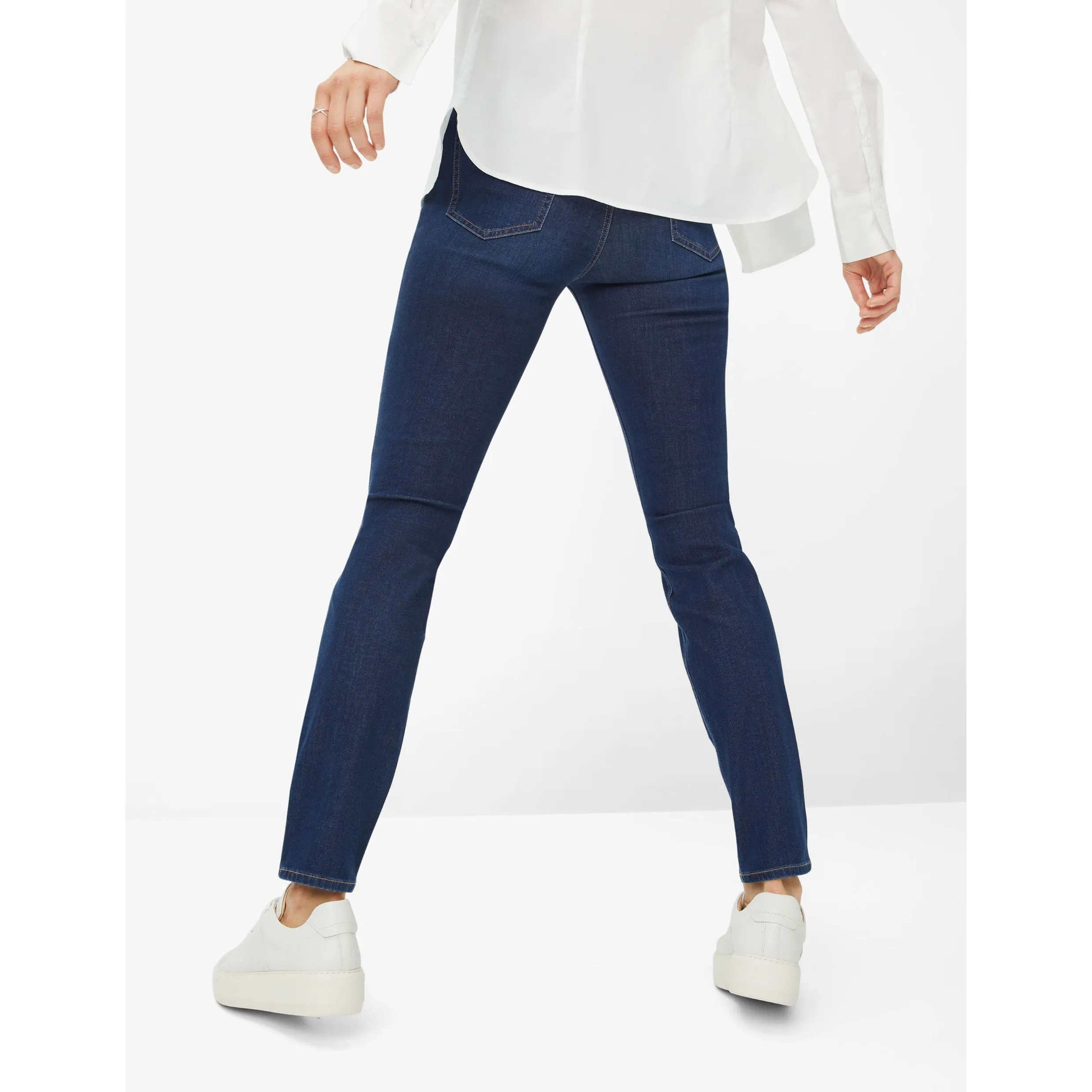 Brax Shakira Skinny Jeans Free to Move Super Stretch Denim in USED REGULAR BLUE 70-6000