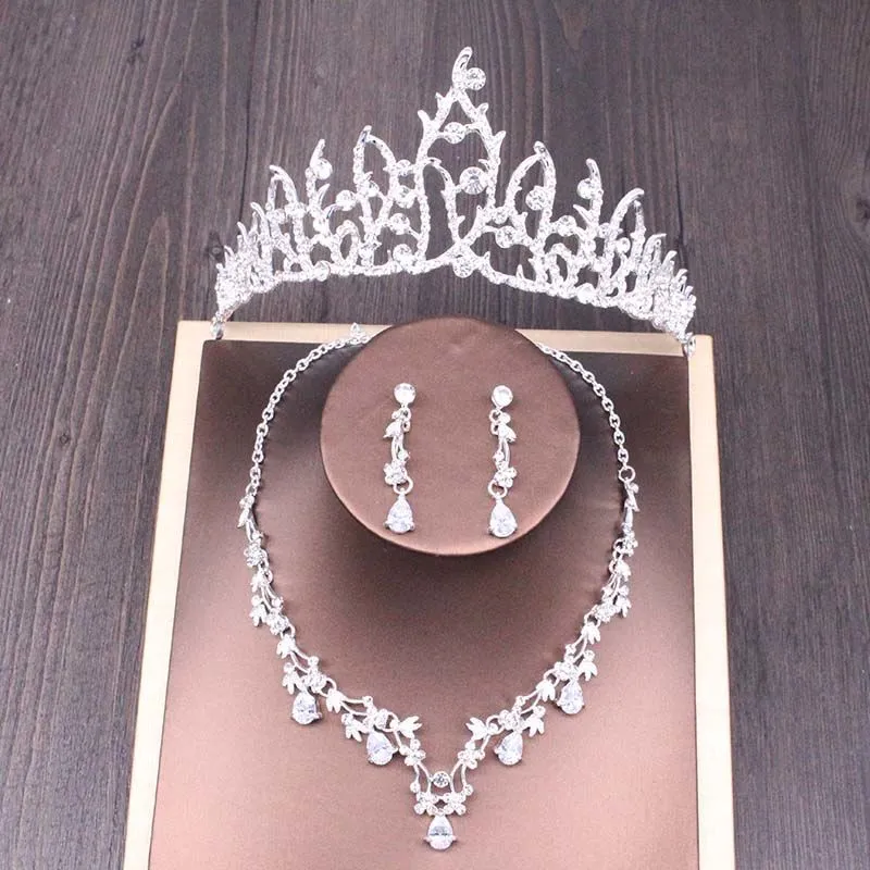 Bridal Rhinestone Crown & Necklace Set - Luxurious Wedding Accessory, Bridal Rhinestone Crown, Wedding Necklace Set, Sparkling Bridal Set