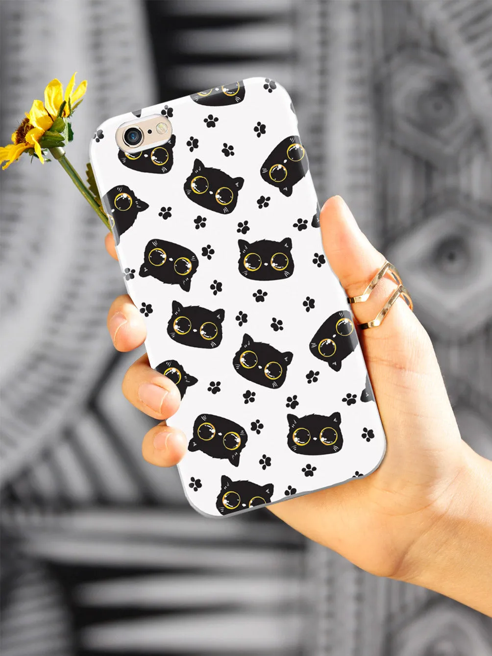 Bright Eyed Kitten Pattern - Yellow Case