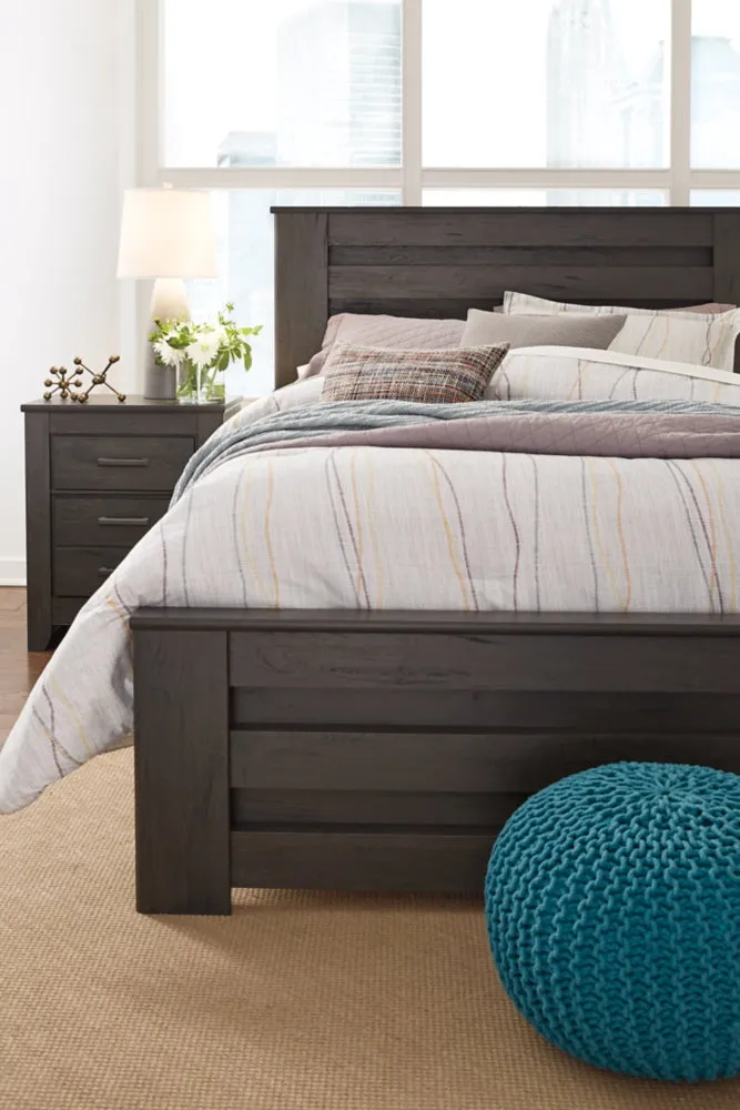 Brinxton Queen Panel Bed with Dresser